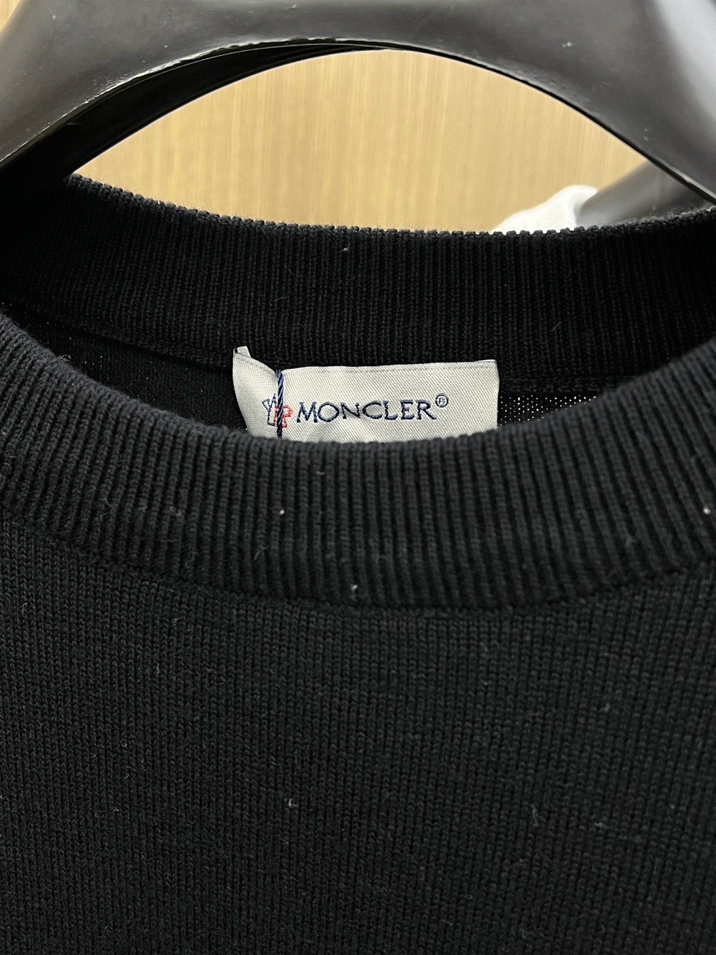 秋冬 Mon 🔥FW独家最新款男士休闲套头针织毛衣～高级定制 都市风十足 经典简约大气圆领打底针织毛衣。