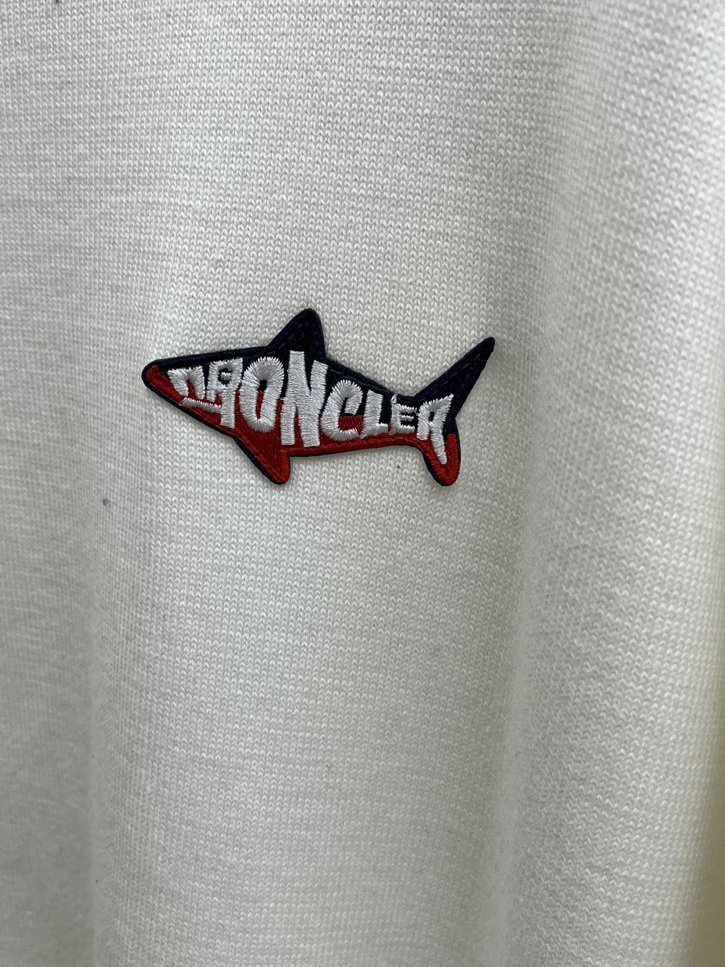 秋冬 Mon 🔥FW独家最新款男士休闲套头针织毛衣～高级定制 都市风十足 经典简约大气圆领打底针织毛衣。