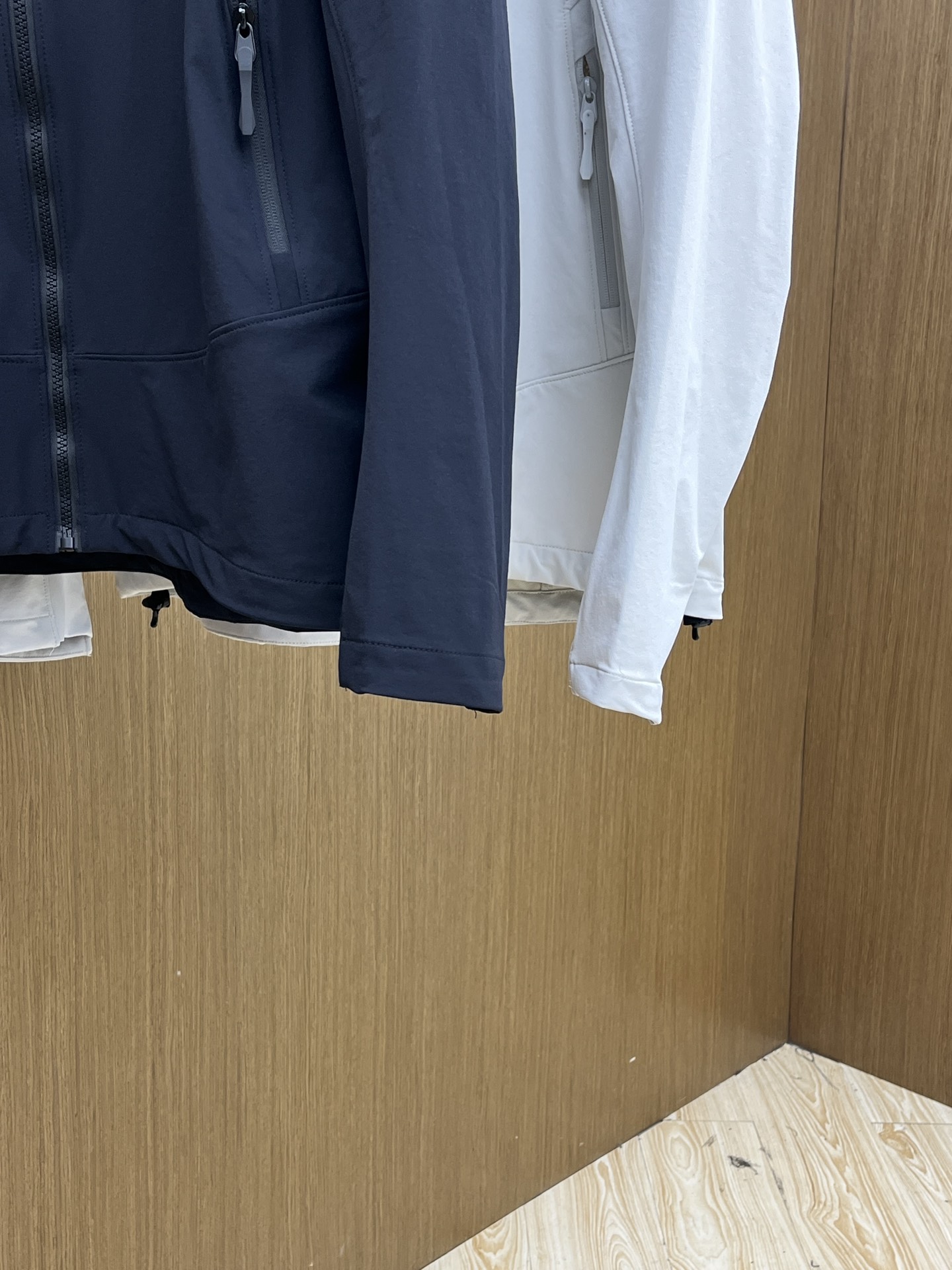 秋冬Arcteryx/始祖鸟 2025春秋新款软壳立领夹克冲锋衣外套这款GAMMALT夹克采用轻薄耐磨的