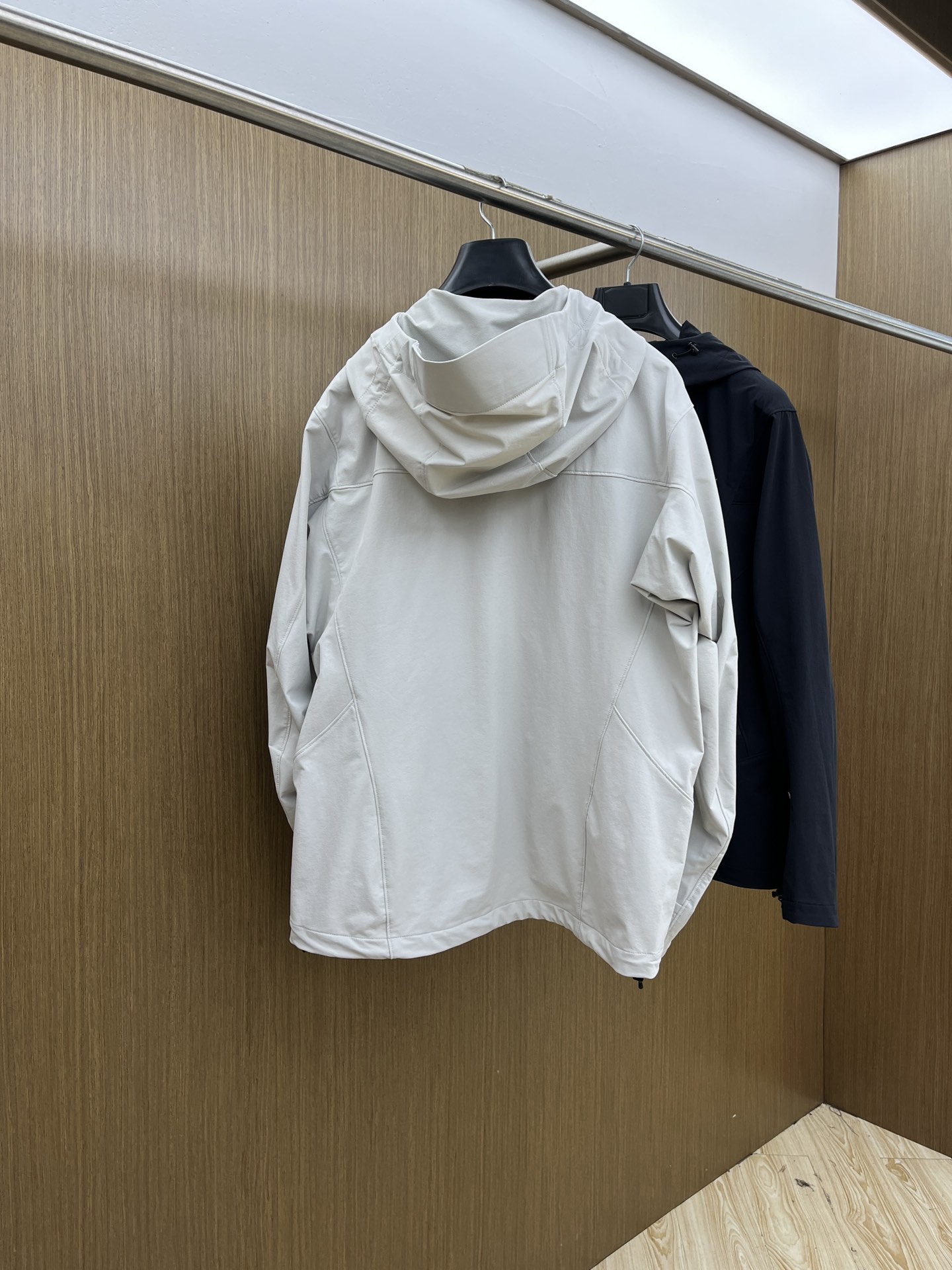 秋冬Arcteryx/始祖鸟 2025春秋新款软壳立领夹克冲锋衣外套这款GAMMALT夹克采用轻薄耐磨的