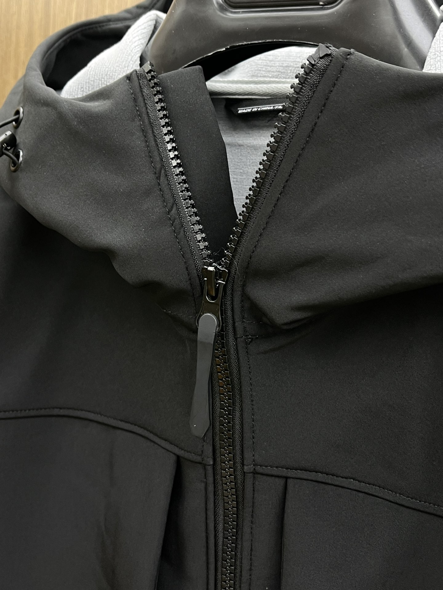 秋冬Arcteryx/始祖鸟 2025春秋新款软壳立领夹克冲锋衣外套这款GAMMALT夹克采用轻薄耐磨的