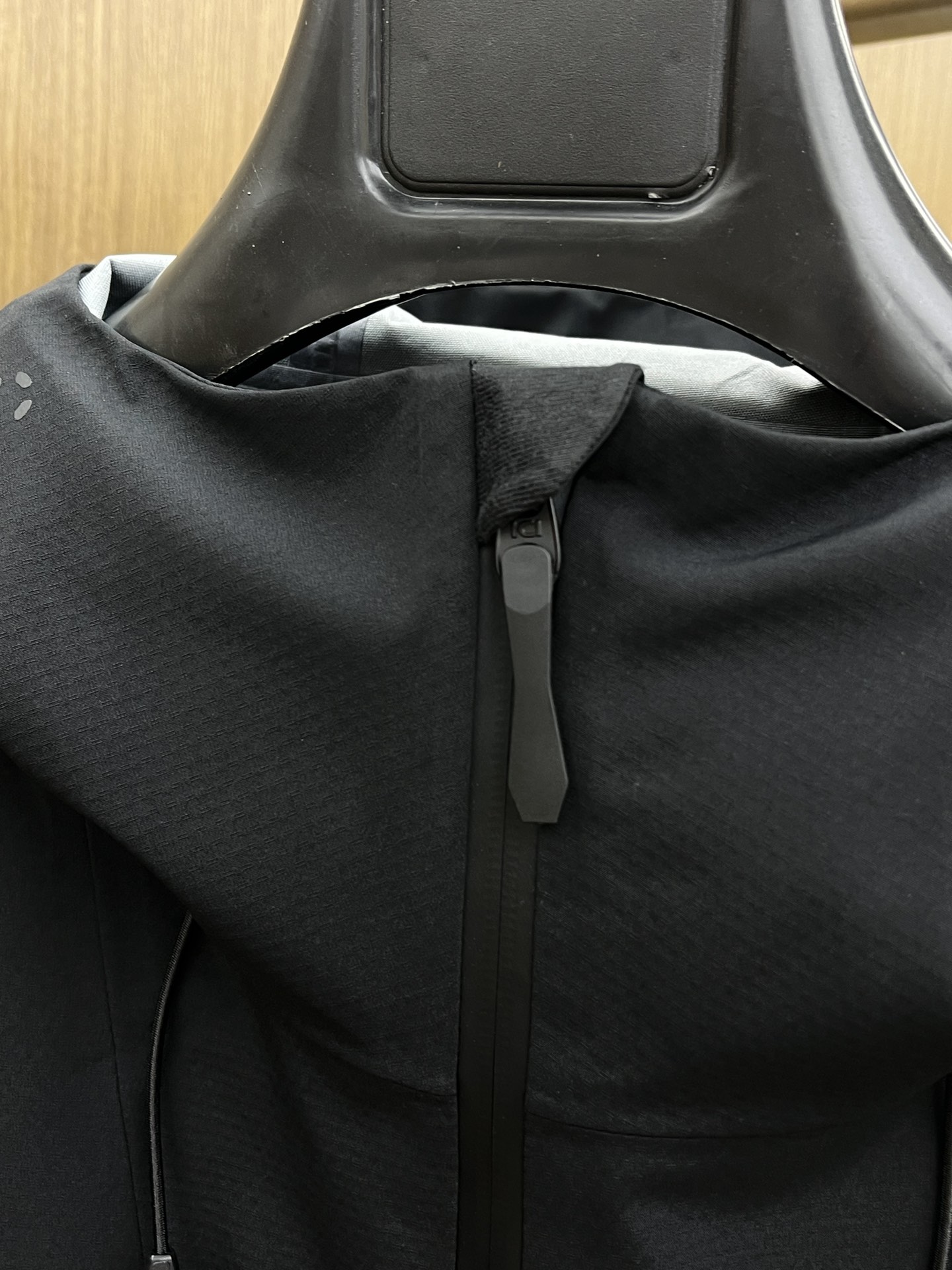 秋冬-顶级版 ARC‘TERYX/始祖鸟 beta LT系列冲锋衣 官网同款经典硬壳户外保暖防风防泼水 