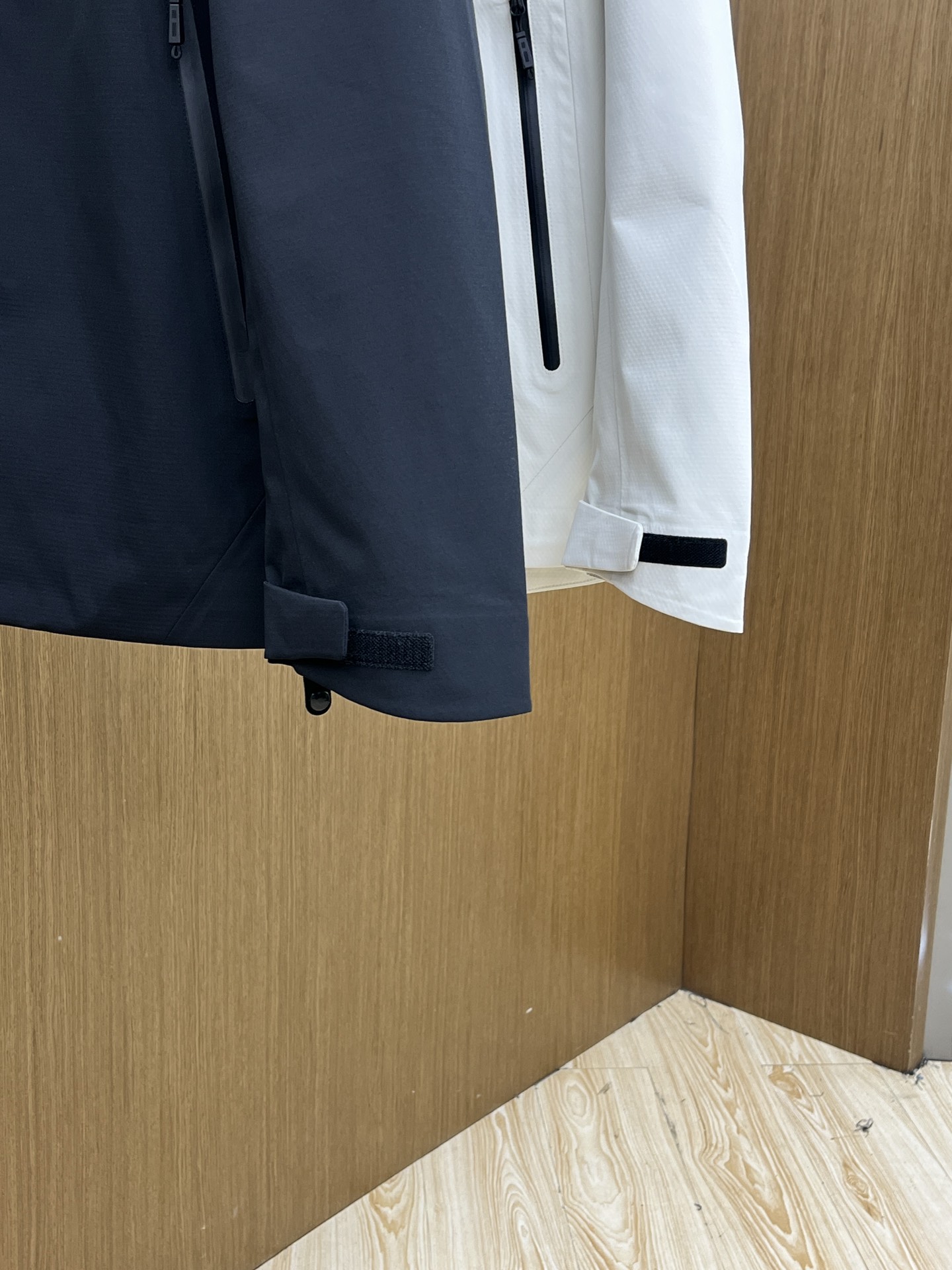 秋冬-顶级版 ARC‘TERYX/始祖鸟 beta LT系列冲锋衣 官网同款经典硬壳户外保暖防风防泼水 