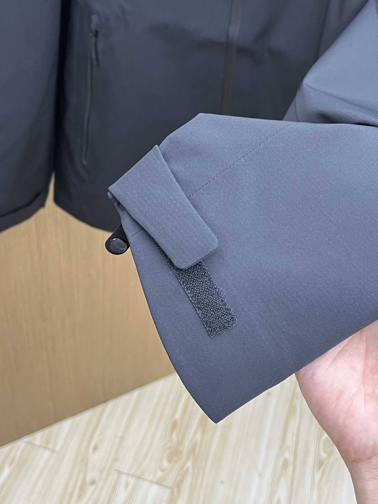 秋冬-顶级版 ARC‘TERYX/始祖鸟 beta LT系列冲锋衣 官网同款经典硬壳户外保暖防风防泼水 