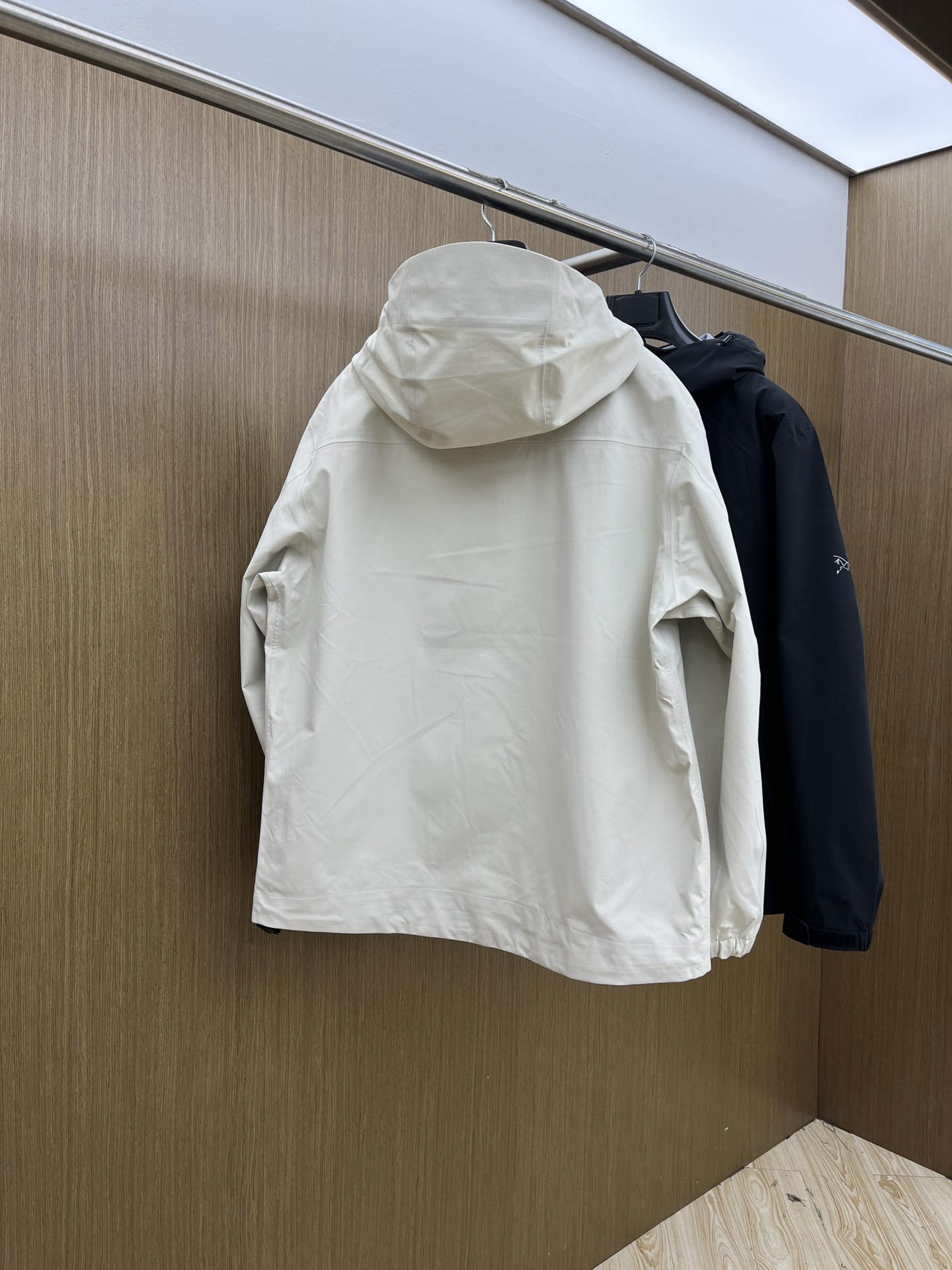 秋冬Arcteryx/始祖鸟 2025早秋新款软壳立领夹克冲锋衣外套这款GAMMALT夹克采用轻薄耐磨的