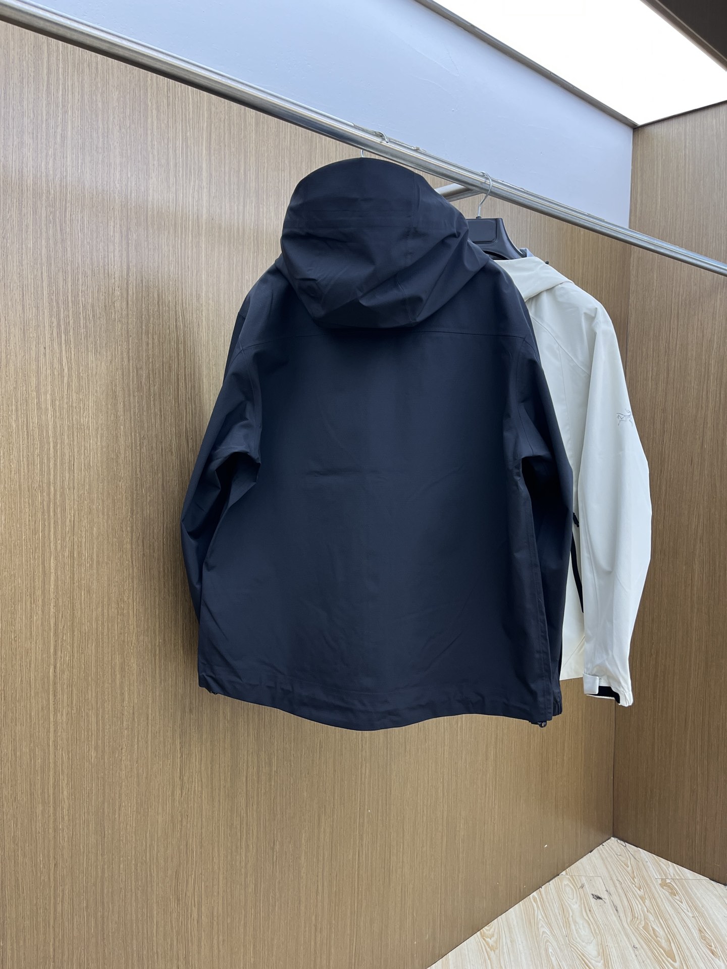 秋冬Arcteryx/始祖鸟 2025早秋新款软壳立领夹克冲锋衣外套这款GAMMALT夹克采用轻薄耐磨的