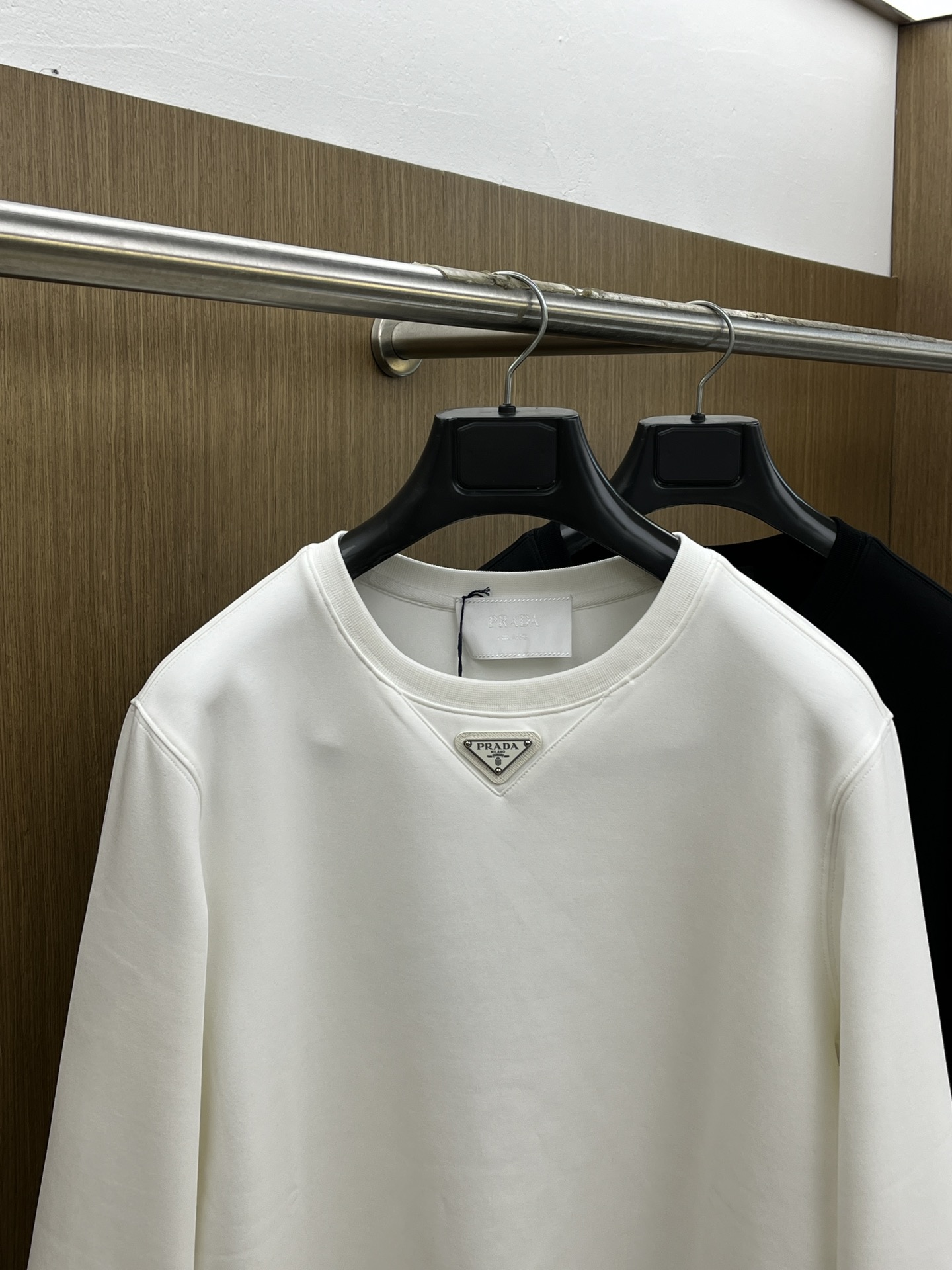 秋冬 PD 🔥🔥高品质 2025秋季新款，最新圆领套头卫衣 原版版型上身休闲百搭、随性慵懒范，定制原版双