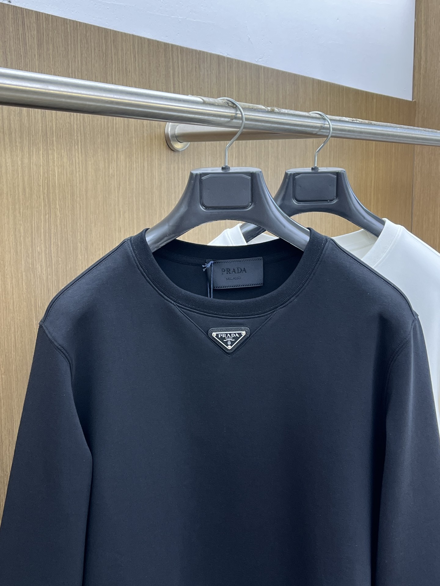 秋冬 PD 🔥🔥高品质 2025秋季新款，最新圆领套头卫衣 原版版型上身休闲百搭、随性慵懒范，定制原版双