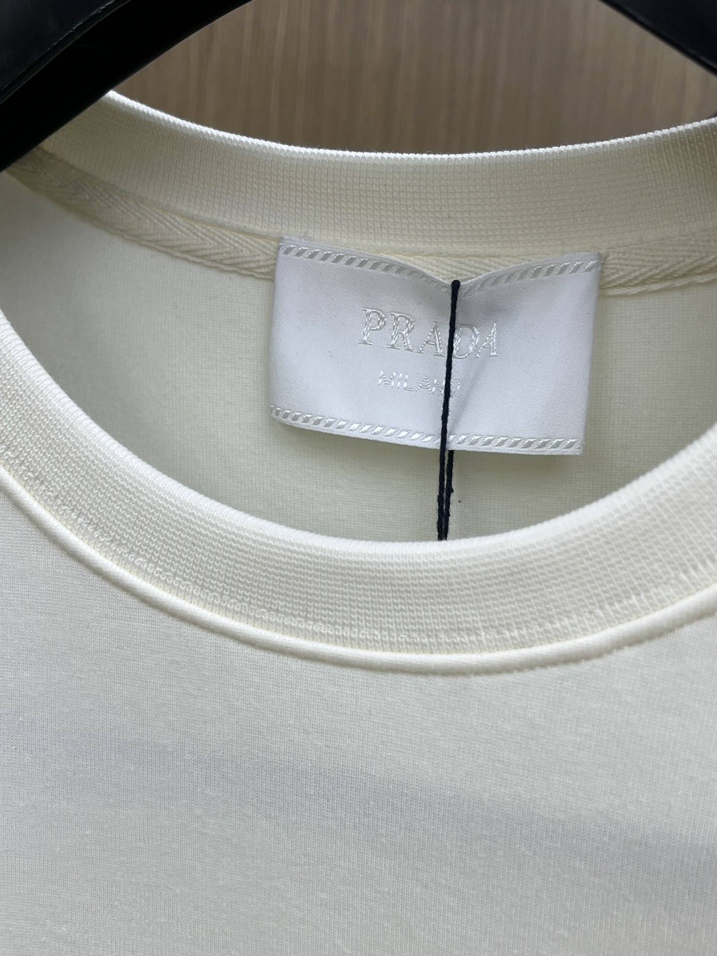 秋冬 PD 🔥🔥高品质 2025秋季新款，最新圆领套头卫衣 原版版型上身休闲百搭、随性慵懒范，定制原版双