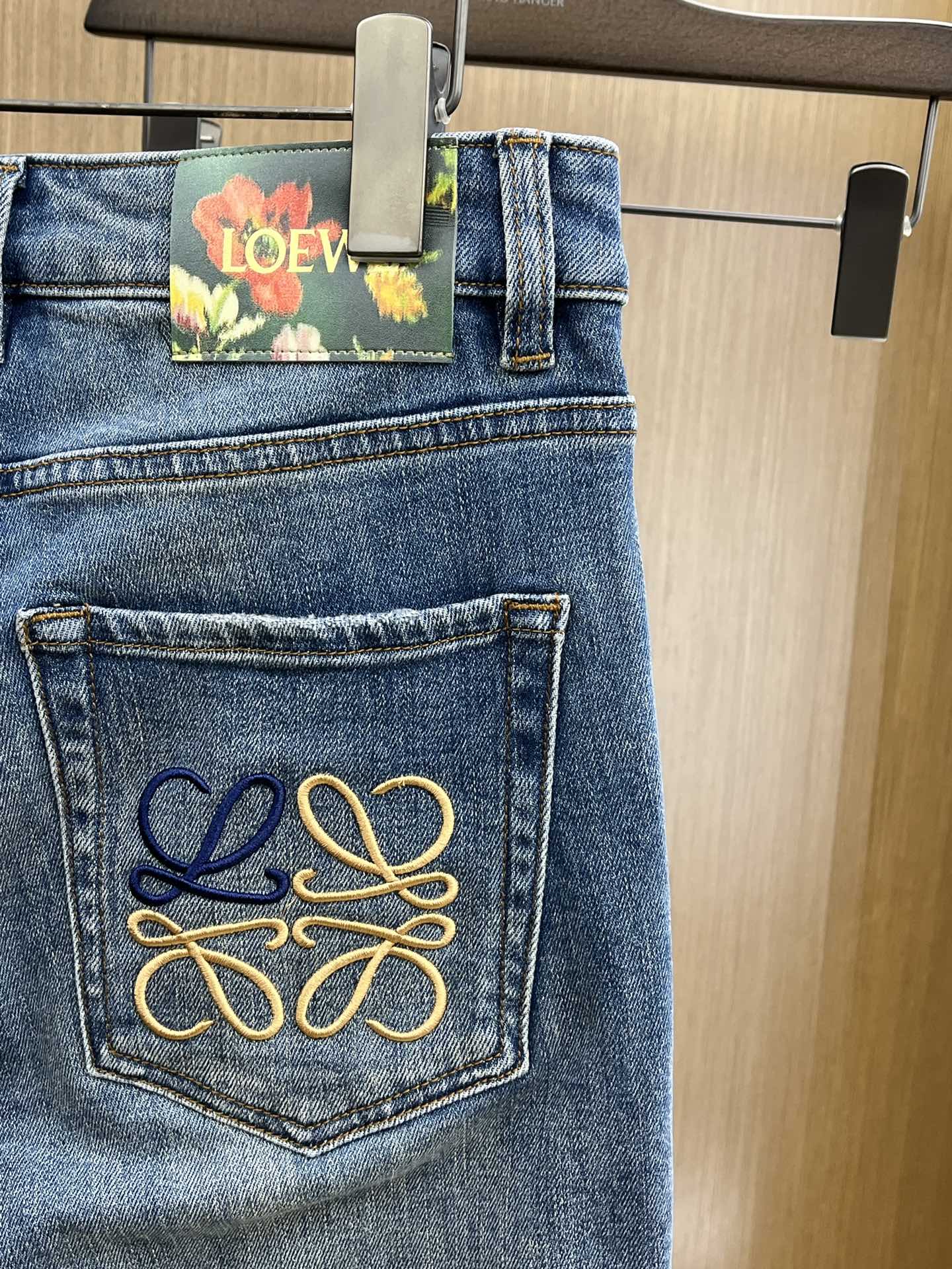 秋冬 LOE 🔥🔥高端定制、2025秋冬最新款牛仔裤 柜台同步发售 原版定制复刻 客供五金辅料 原单品质