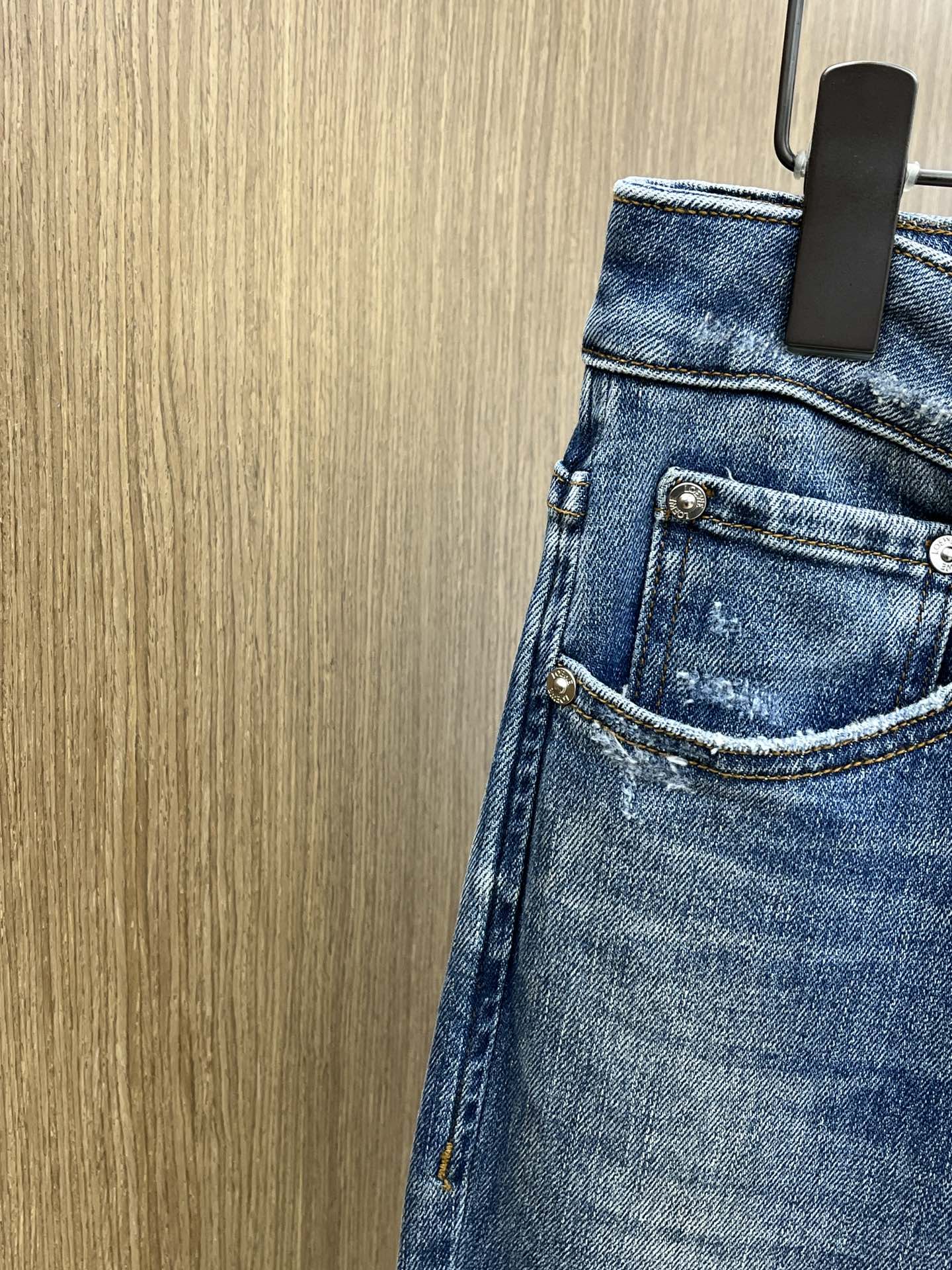 秋冬 LOE 🔥🔥高端定制、2025秋冬最新款牛仔裤 柜台同步发售 原版定制复刻 客供五金辅料 原单品质