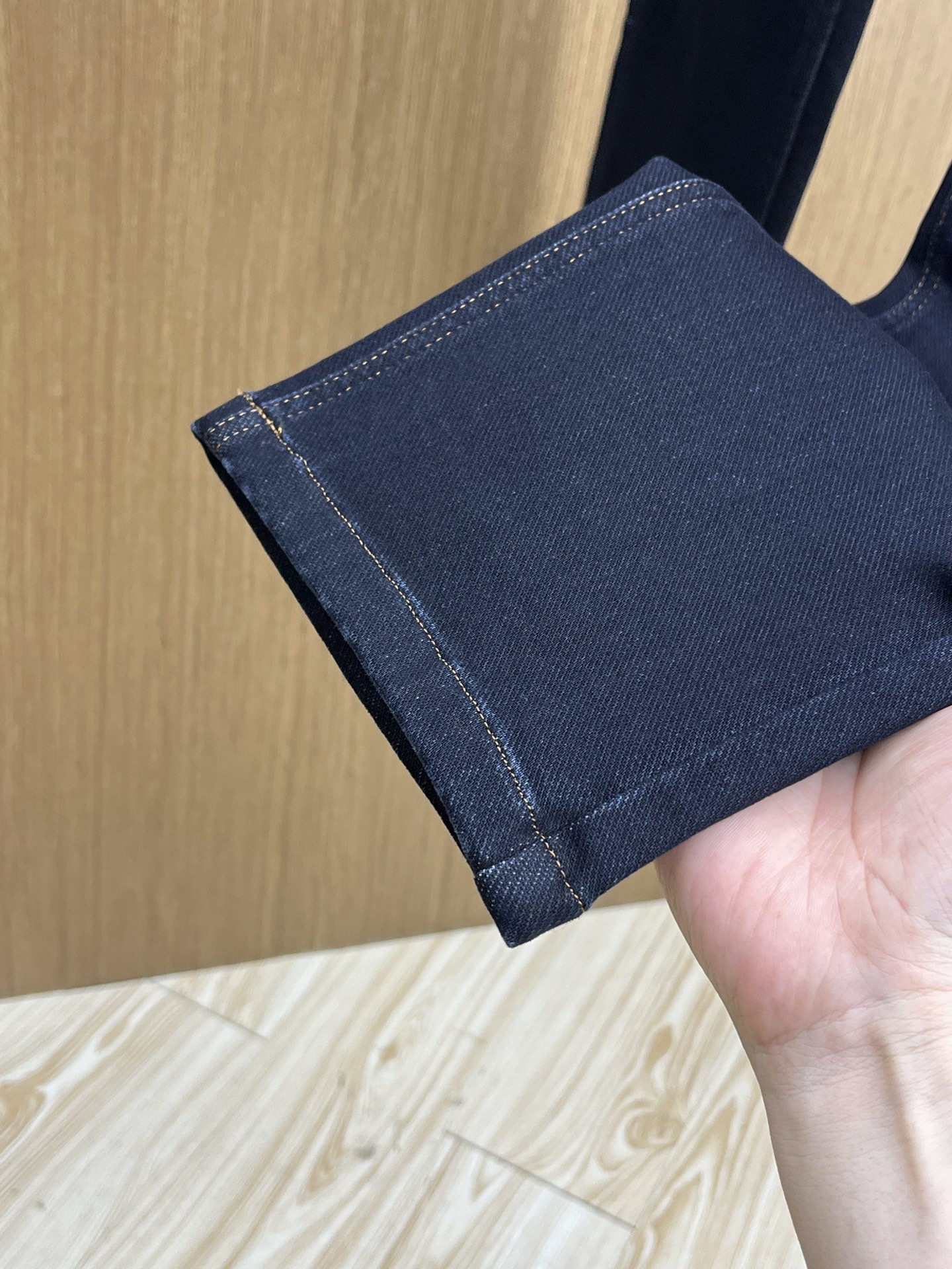 秋冬 DG 🔥🔥秋冬新品休闲牛仔裤 👖官网同步发售，裤身工艺设计，进口客供辅料、面料定制，代工厂出品免检