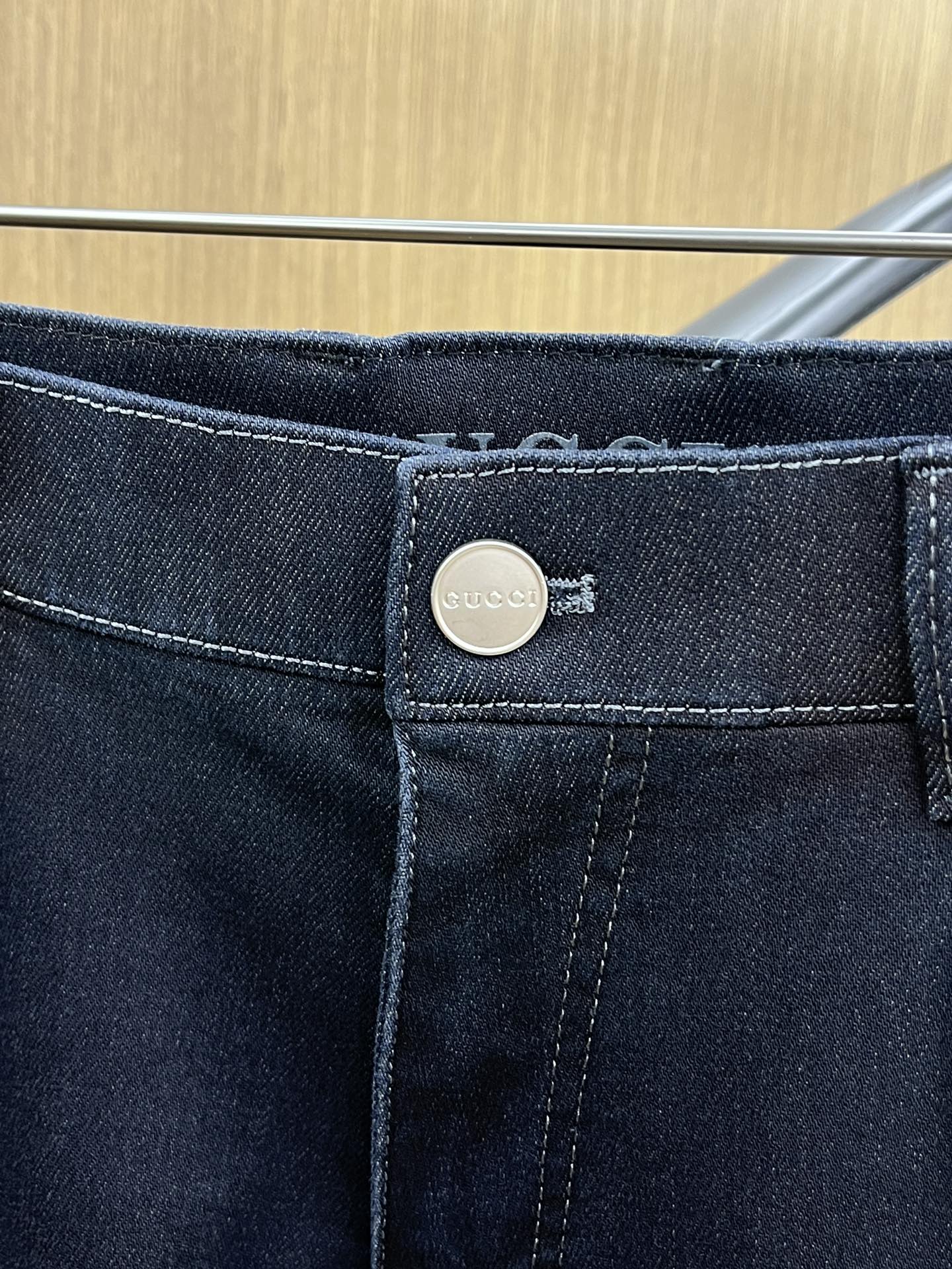 秋冬 Guc 🔥🔥秋冬新品休闲牛仔裤 👖官网同步发售，裤身工艺设计，进口客供辅料、面料定制，代工厂出品免