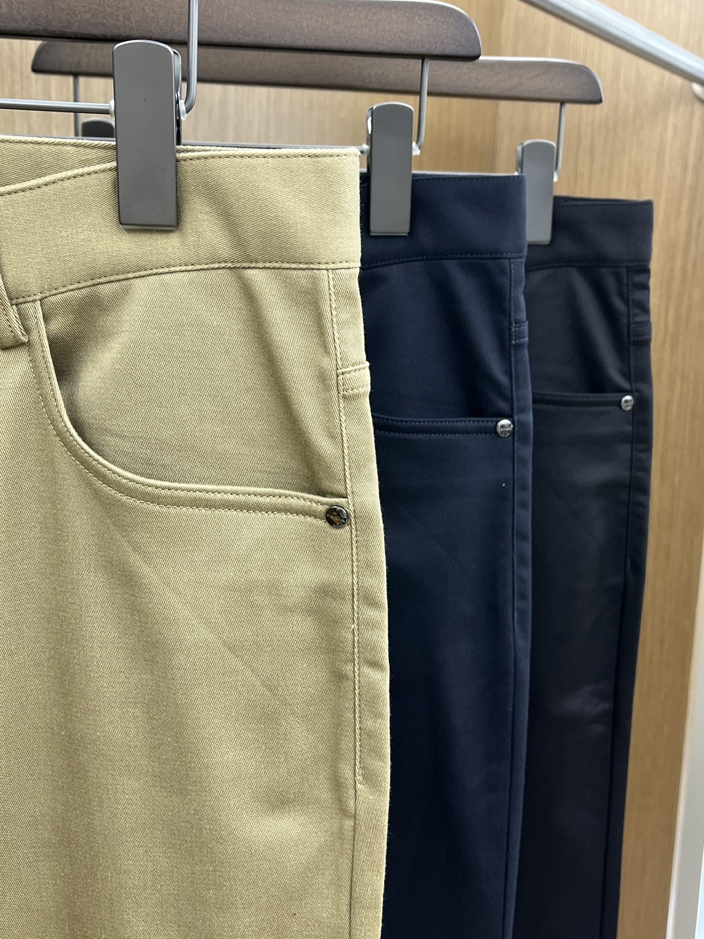 价格修正 秋冬 PD 🔥🔥秋冬新品休闲牛仔裤 👖官网同步发售，裤身工艺设计，进口客供辅料、面料定制，代工