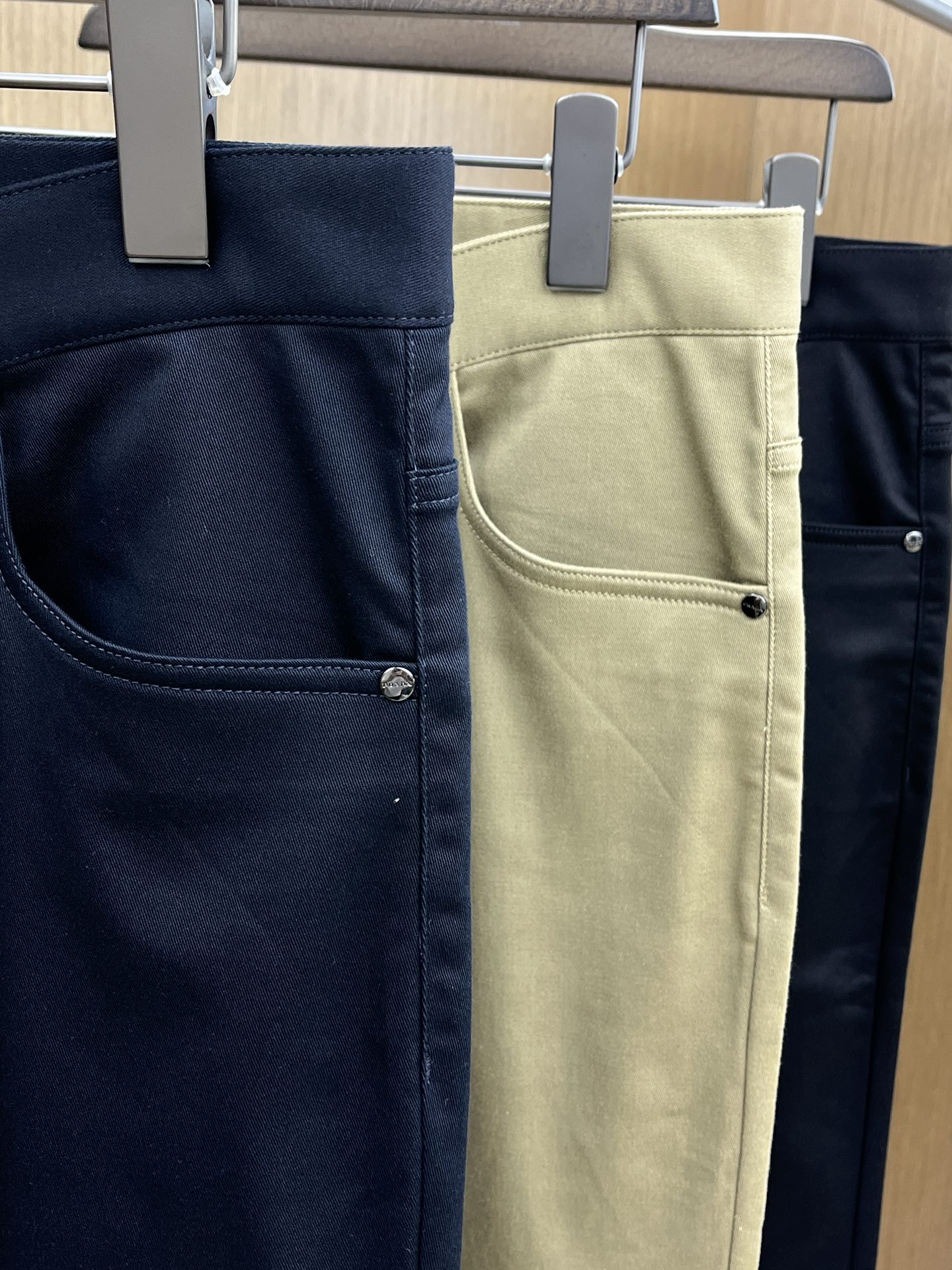 价格修正 秋冬 PD 🔥🔥秋冬新品休闲牛仔裤 👖官网同步发售，裤身工艺设计，进口客供辅料、面料定制，代工