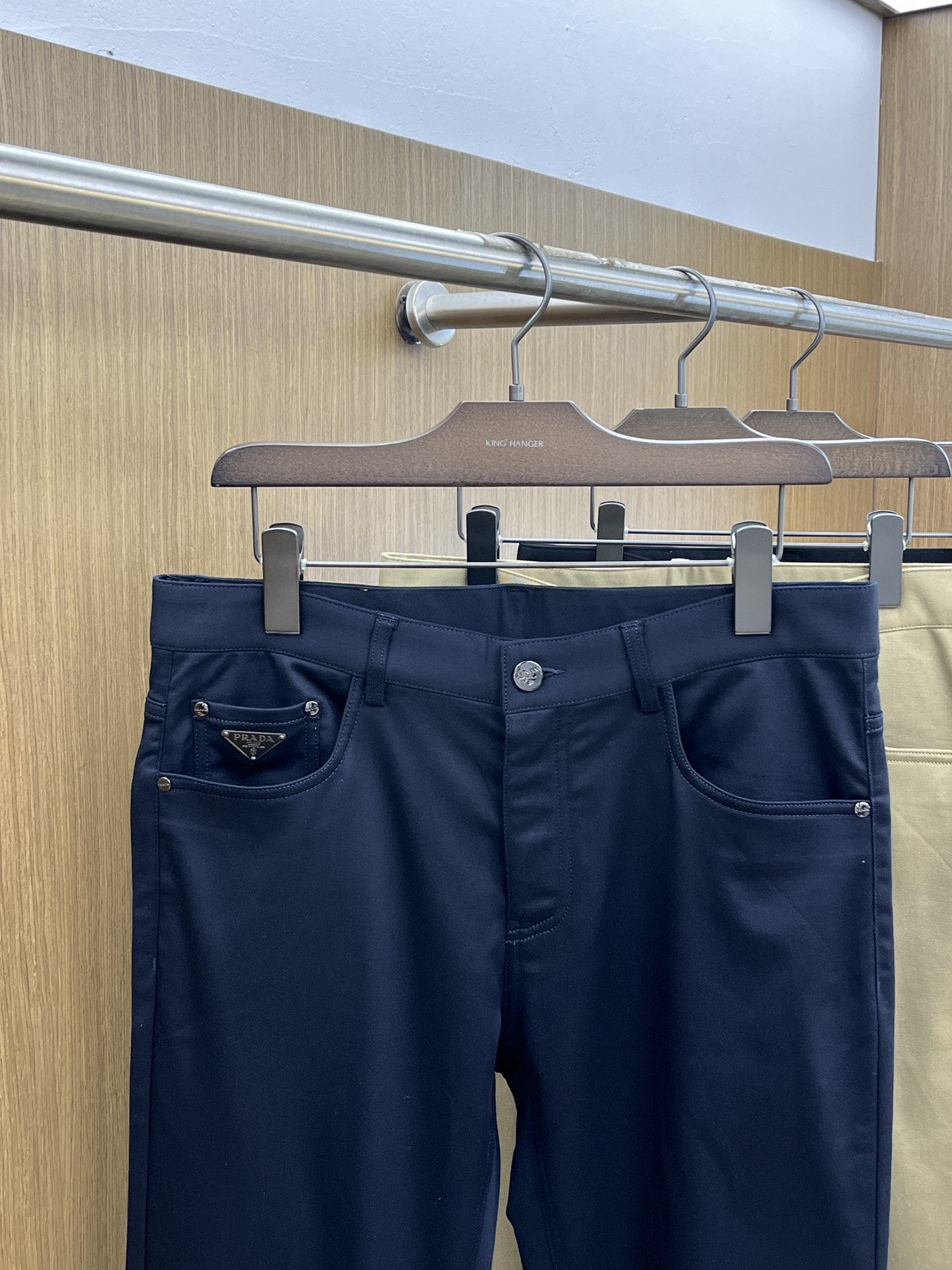 价格修正 秋冬 PD 🔥🔥秋冬新品休闲牛仔裤 👖官网同步发售，裤身工艺设计，进口客供辅料、面料定制，代工