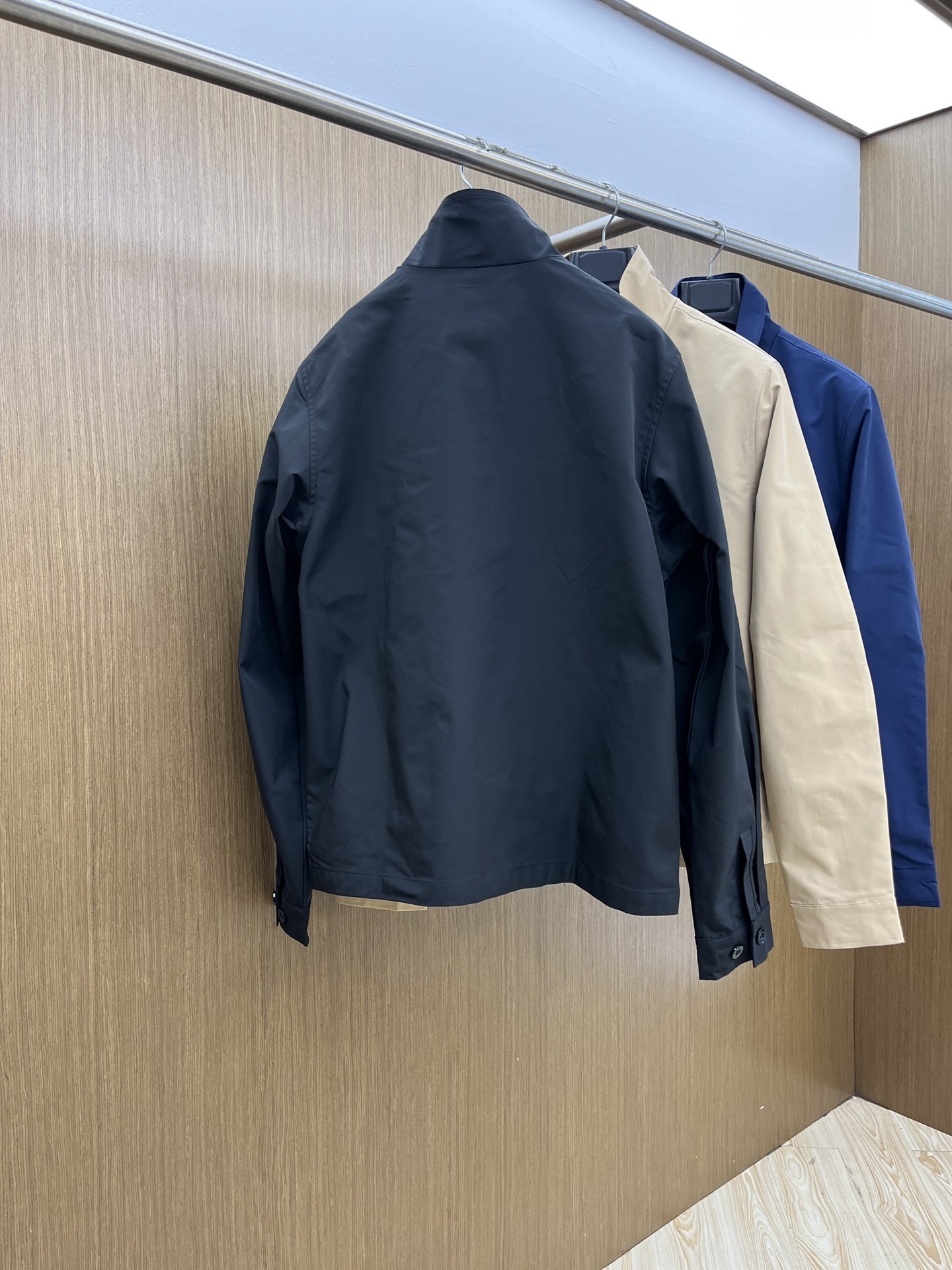 秋冬 CD 🔥FW秋季原单狠货 意大利进口面料时尚夹克风衣外套。欧洲专柜同步，上身更随意大方，专柜原版五