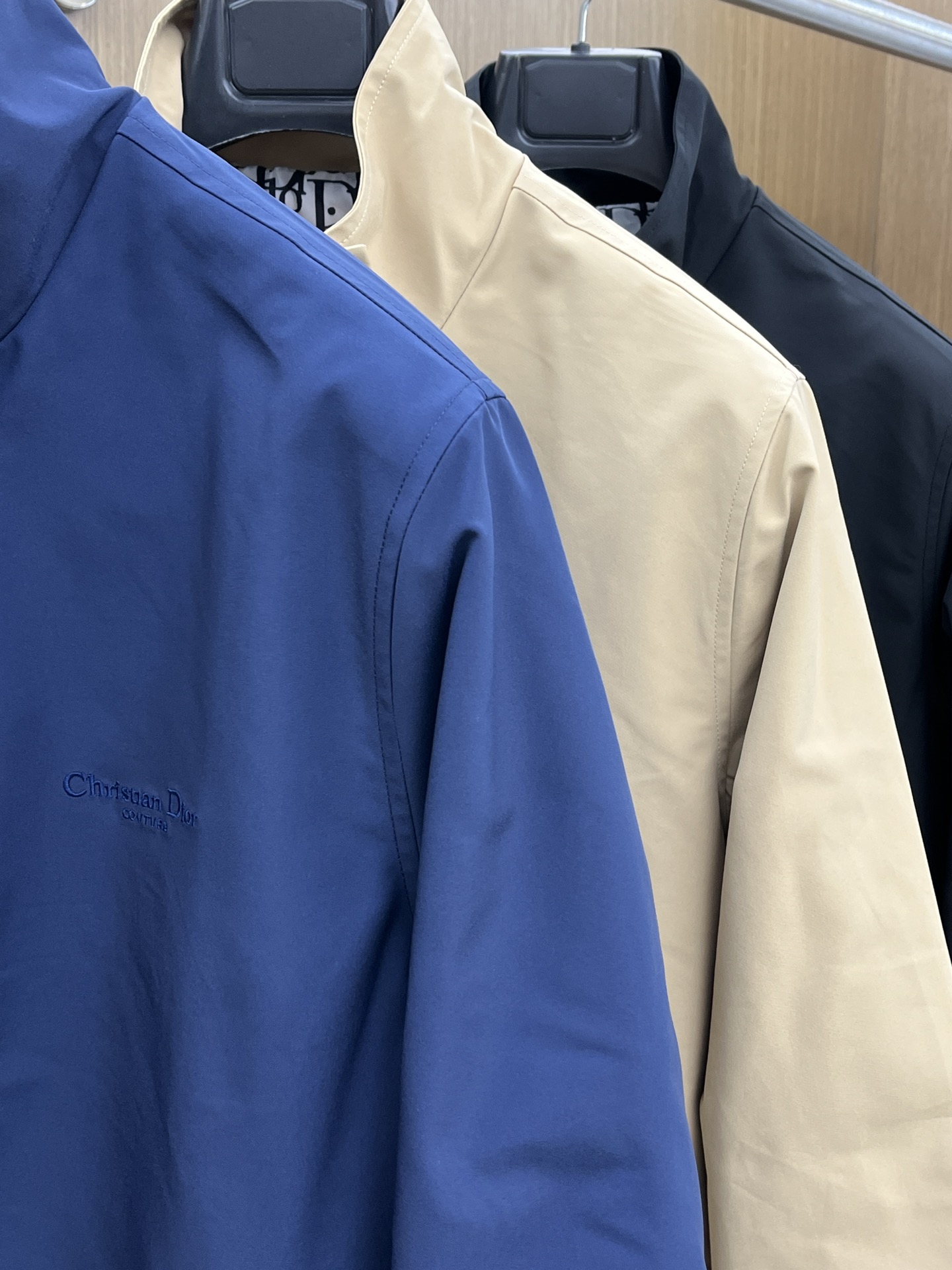 秋冬 CD 🔥FW秋季原单狠货 意大利进口面料时尚夹克风衣外套。欧洲专柜同步，上身更随意大方，专柜原版五