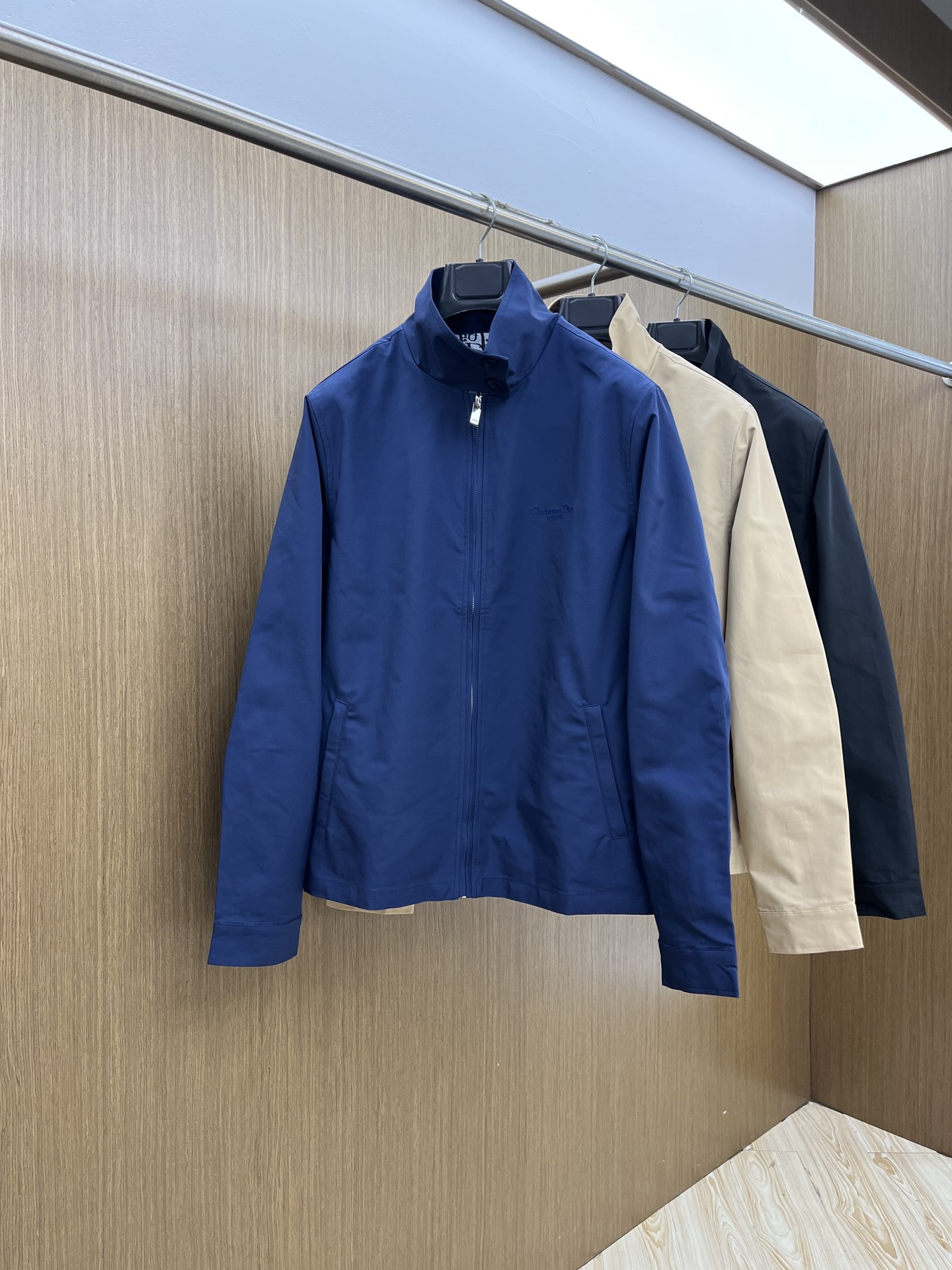 秋冬 CD 🔥FW秋季原单狠货 意大利进口面料时尚夹克风衣外套。欧洲专柜同步，上身更随意大方，专柜原版五