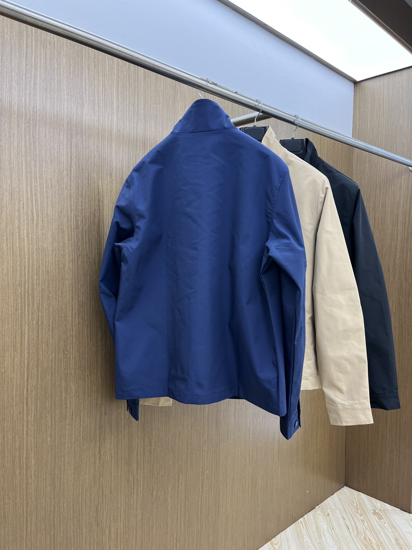 秋冬 CD 🔥FW秋季原单狠货 意大利进口面料时尚夹克风衣外套。欧洲专柜同步，上身更随意大方，专柜原版五