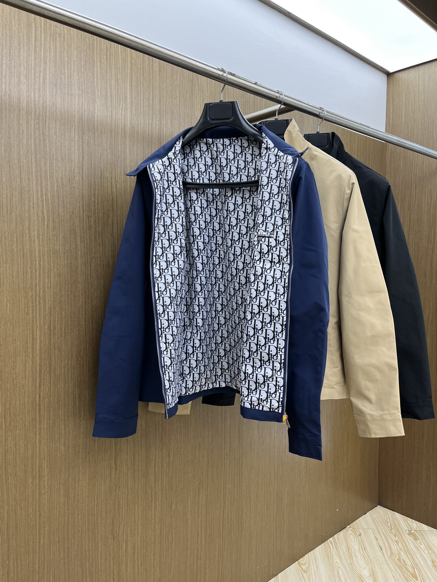 秋冬 CD 🔥FW秋季原单狠货 意大利进口面料时尚夹克风衣外套。欧洲专柜同步，上身更随意大方，专柜原版五