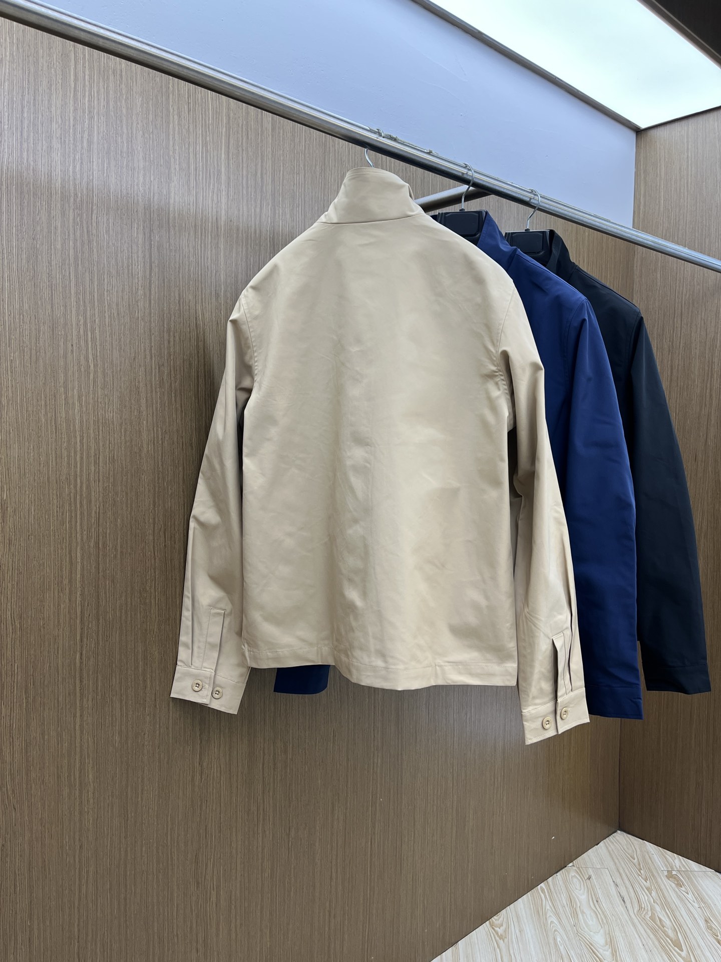 秋冬 CD 🔥FW秋季原单狠货 意大利进口面料时尚夹克风衣外套。欧洲专柜同步，上身更随意大方，专柜原版五