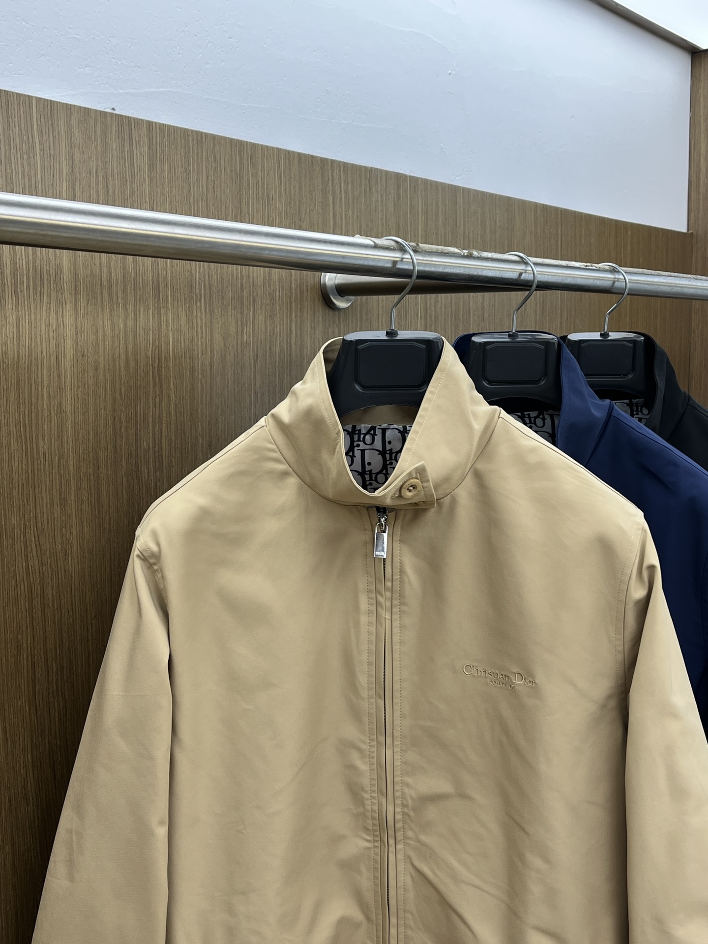 秋冬 CD 🔥FW秋季原单狠货 意大利进口面料时尚夹克风衣外套。欧洲专柜同步，上身更随意大方，专柜原版五