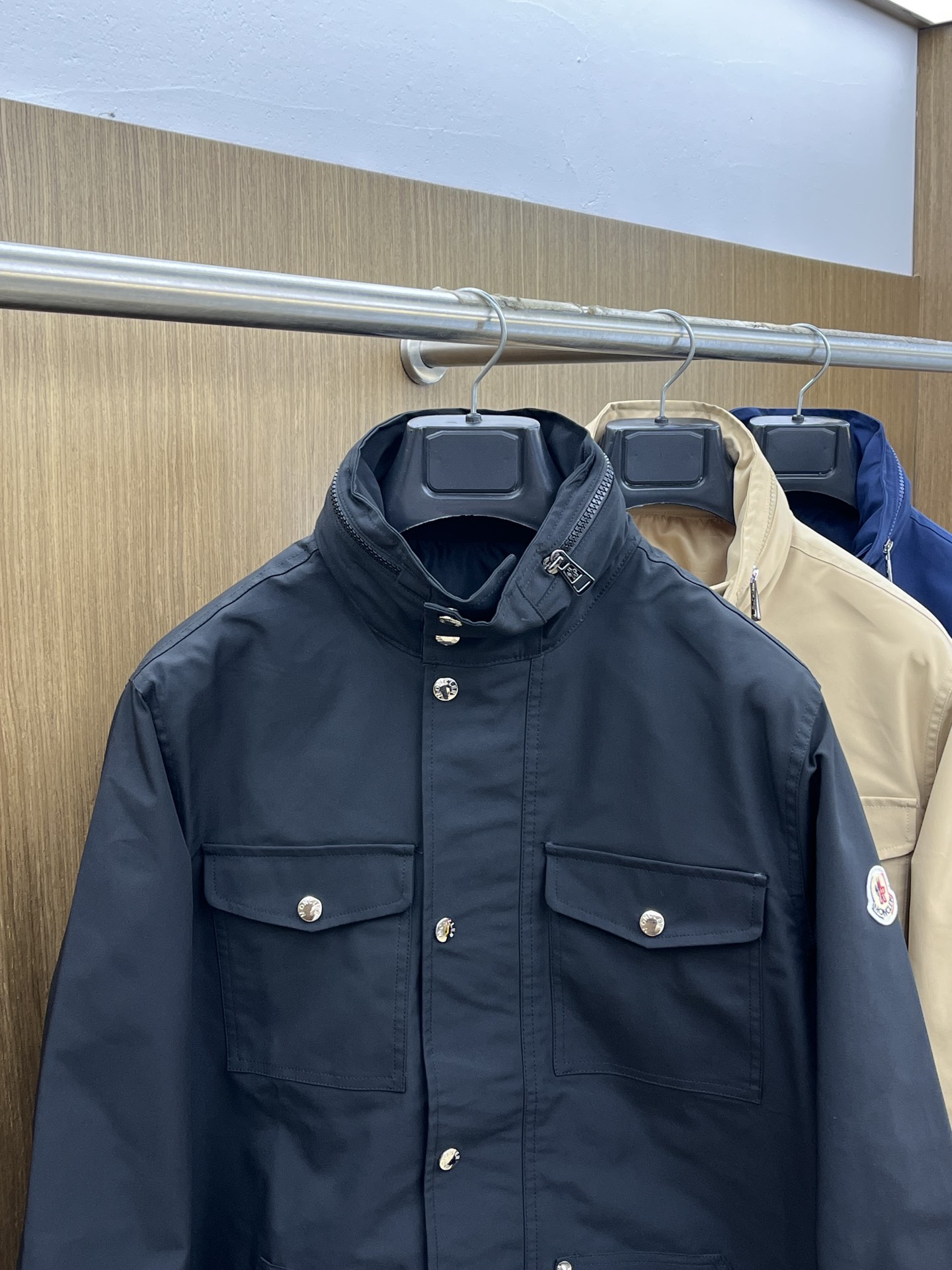 秋冬 Mon 🔥FW秋季原单狠货 意大利进口面料时尚夹克风衣外套。欧洲专柜同步，上身更随意大方，专柜原版