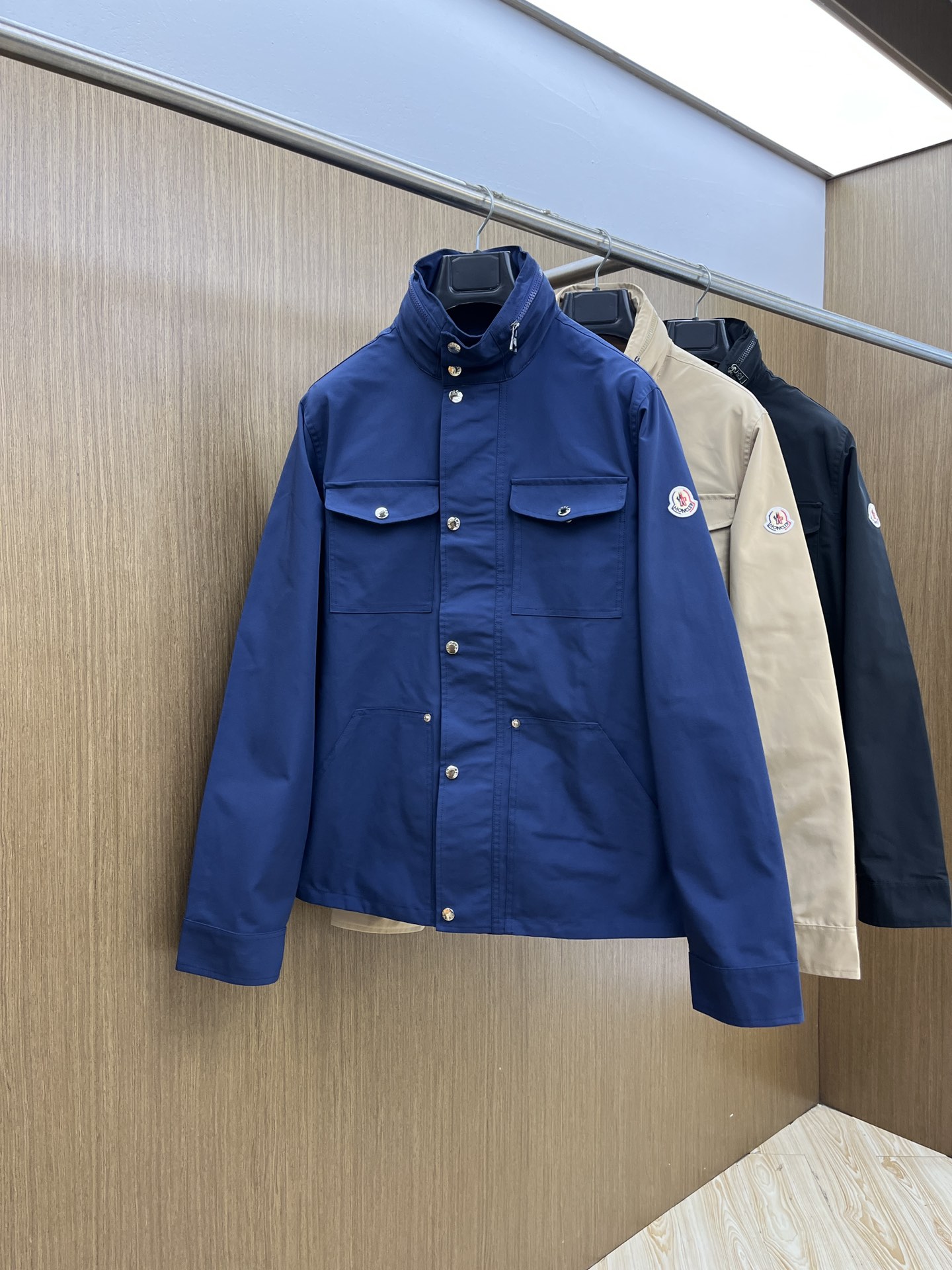 秋冬 Mon 🔥FW秋季原单狠货 意大利进口面料时尚夹克风衣外套。欧洲专柜同步，上身更随意大方，专柜原版