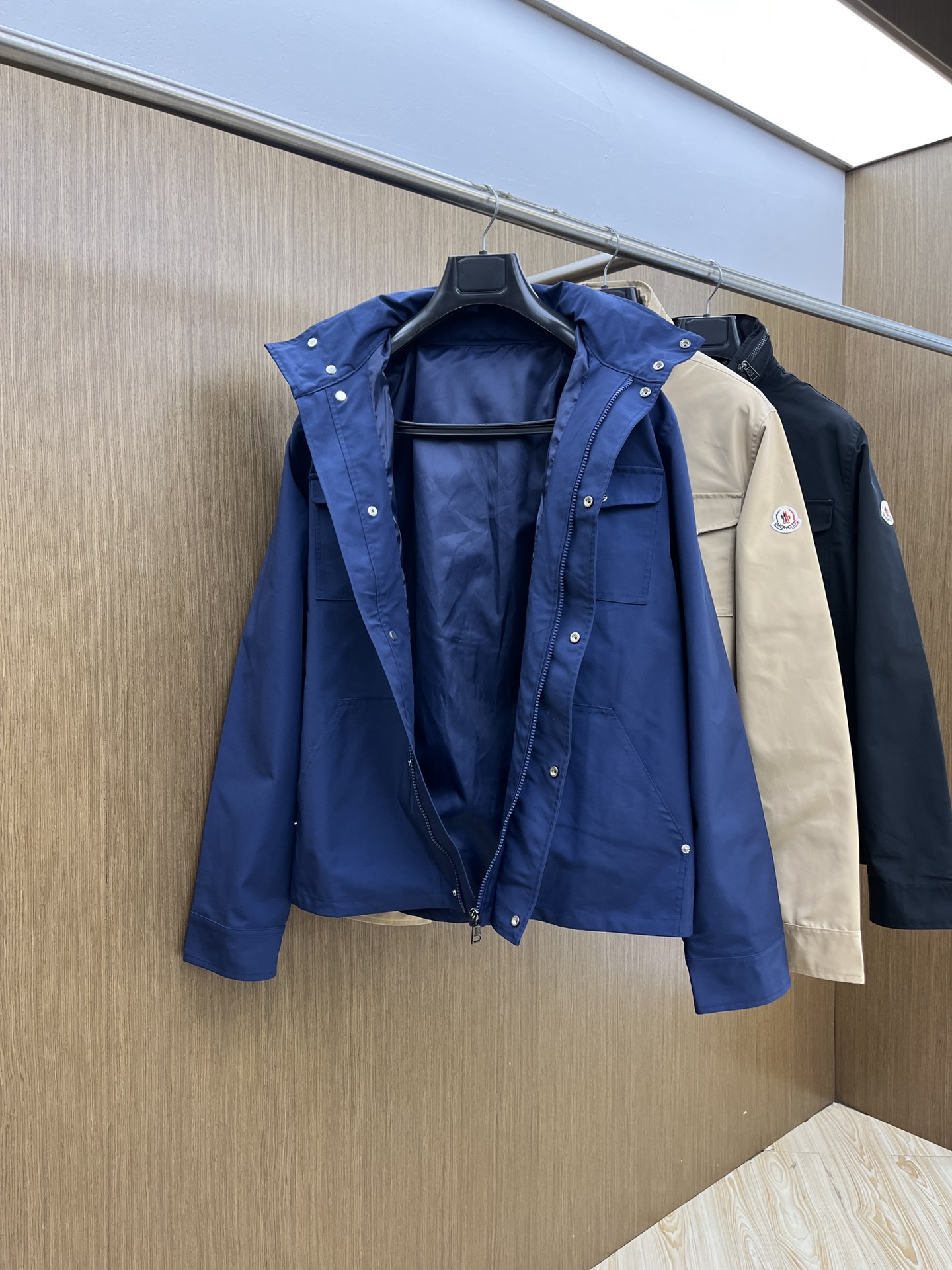 秋冬 Mon 🔥FW秋季原单狠货 意大利进口面料时尚夹克风衣外套。欧洲专柜同步，上身更随意大方，专柜原版