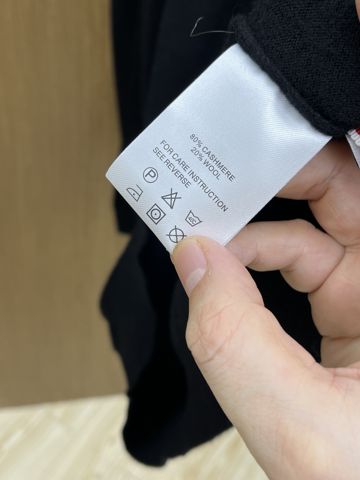 Mon 秋冬新品贸易公司渠道稀出，领先官网发售！基础款纯色针织衫单穿叠穿的好选择，修身显瘦的合身版型款式