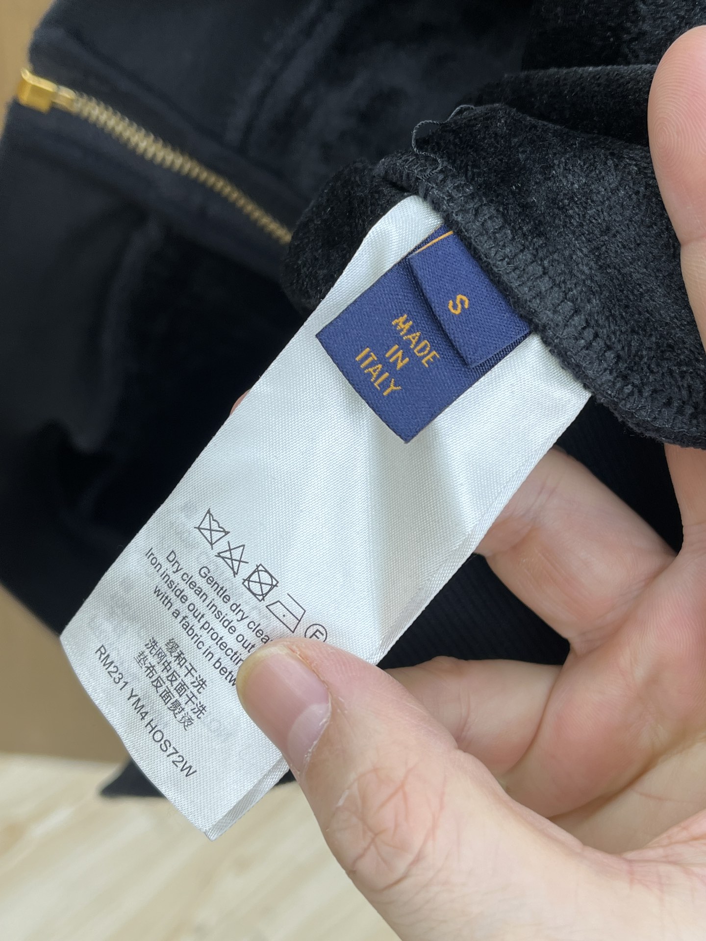 秋冬 LV🔥GW新款全身定制字母烧花毛巾绣拉链连帽夹克外套 内里加绒LV全身毛巾绣超高成本 定制爽滑面料