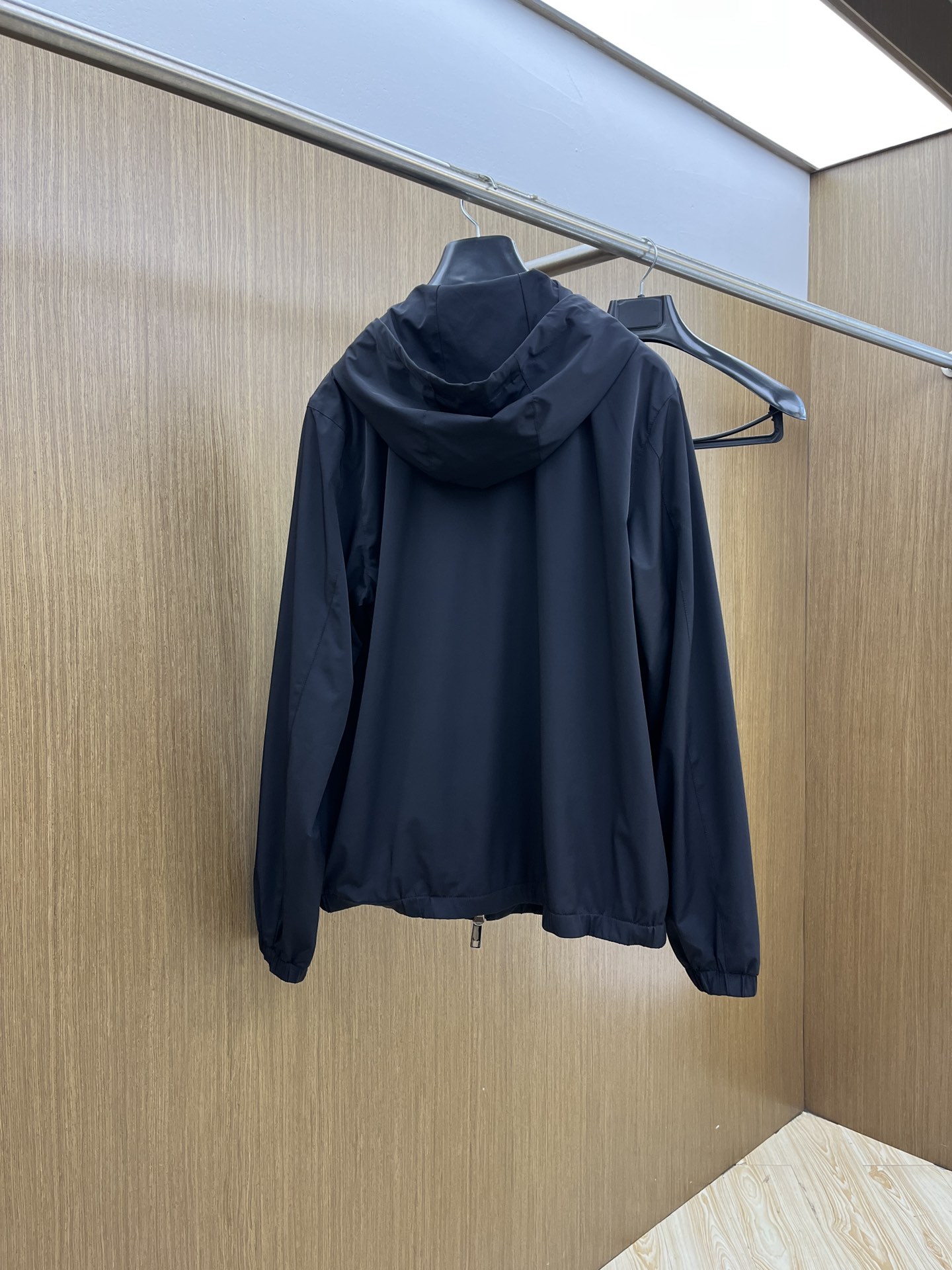 秋冬 PD🔥GW新品连帽夹克外套 品牌LOGO细节科技感、聚酯纤维面料 带弹力穿着舒适、简约时尚、a60