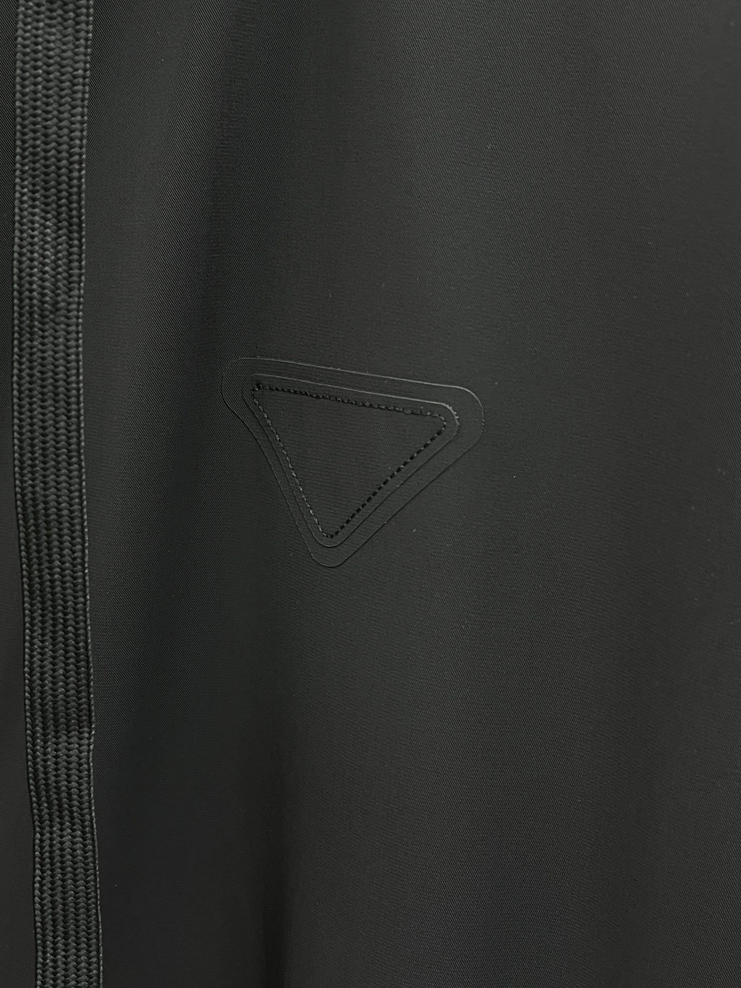 秋冬 PD🔥GW新品连帽夹克外套 品牌LOGO细节科技感、聚酯纤维面料 带弹力穿着舒适、简约时尚、a60