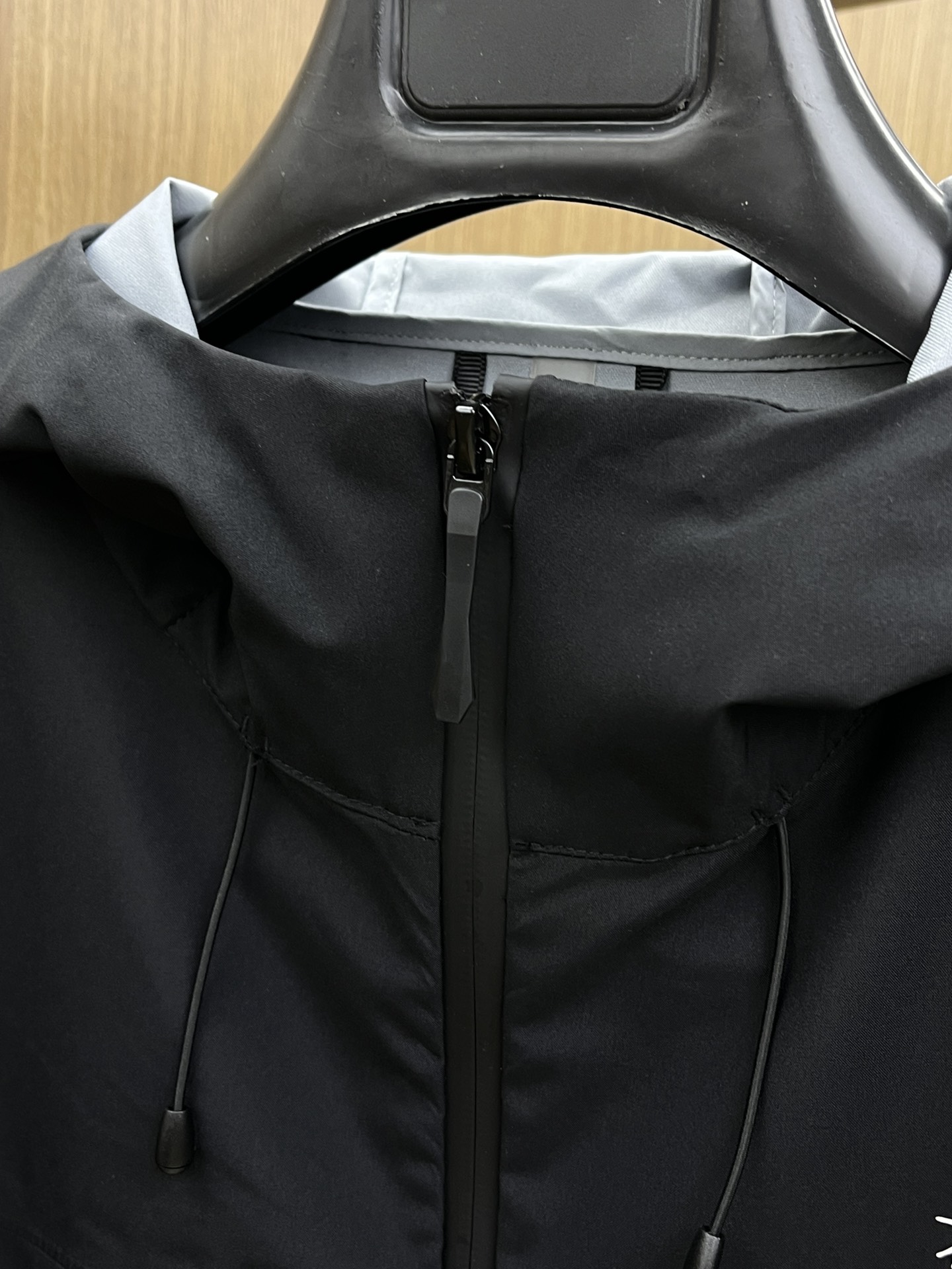 秋冬Arcteryx/始祖鸟 2025春秋新款软壳立领夹克冲锋衣外套这款GAMMALT夹克采用轻薄耐磨的