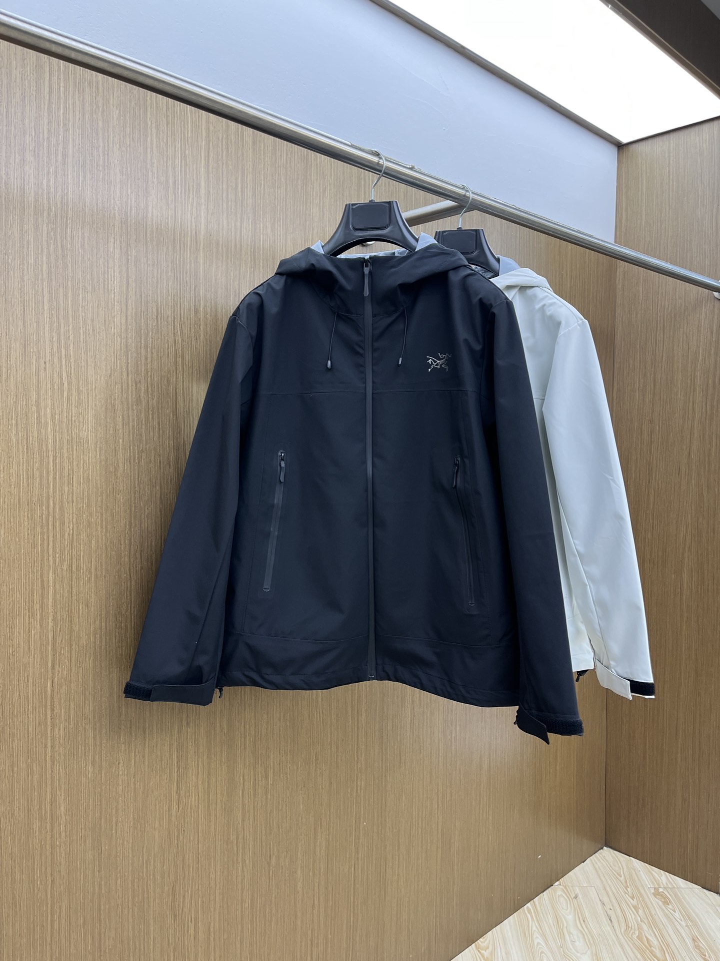 秋冬Arcteryx/始祖鸟 2025春秋新款软壳立领夹克冲锋衣外套这款GAMMALT夹克采用轻薄耐磨的
