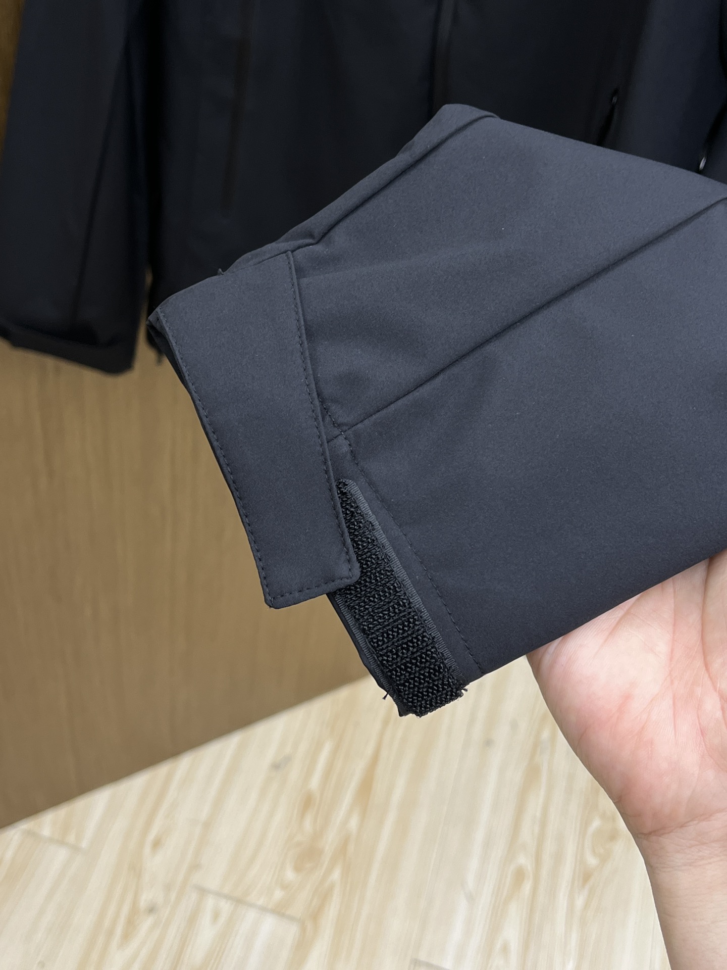 秋冬Arcteryx/始祖鸟 2025春秋新款软壳立领夹克冲锋衣外套这款GAMMALT夹克采用轻薄耐磨的