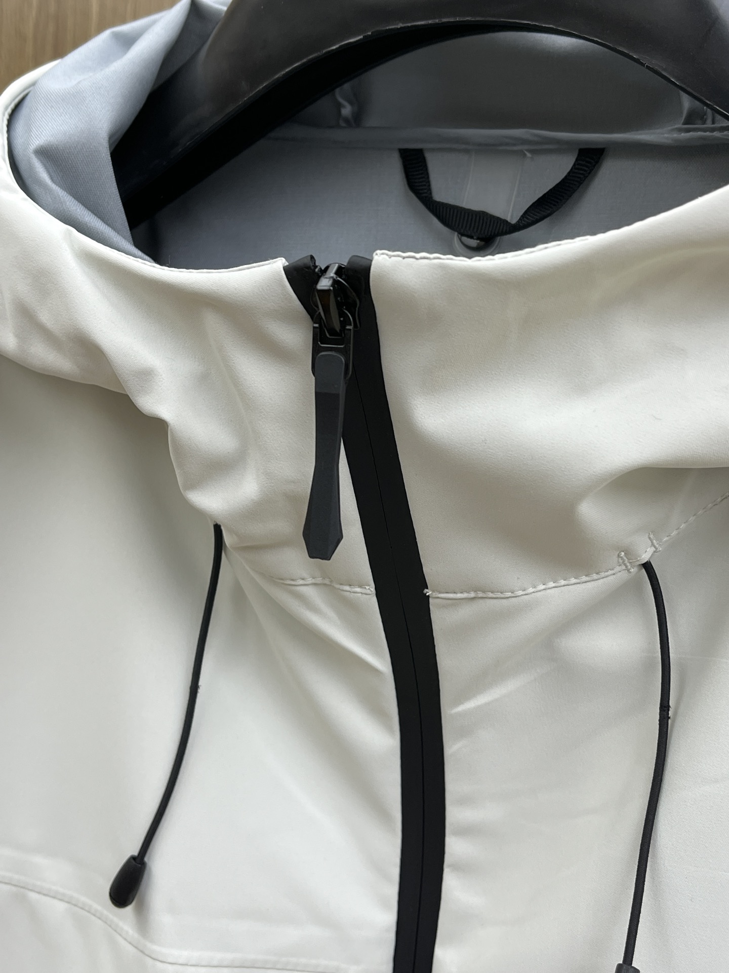 秋冬Arcteryx/始祖鸟 2025春秋新款软壳立领夹克冲锋衣外套这款GAMMALT夹克采用轻薄耐磨的