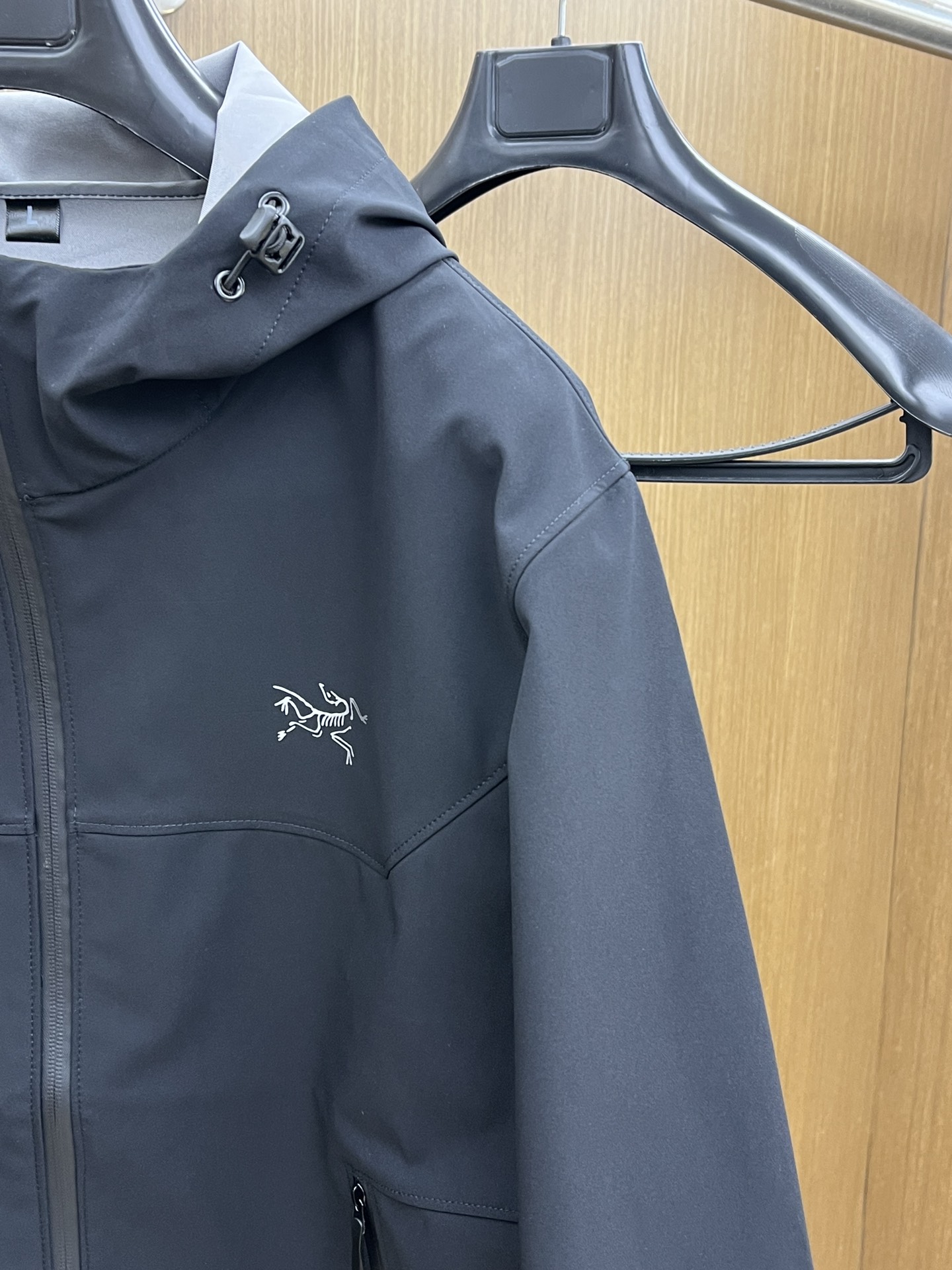 秋冬Arcteryx/始祖鸟 2025春秋新款软壳立领夹克冲锋衣外套这款GAMMALT夹克采用轻薄耐磨的