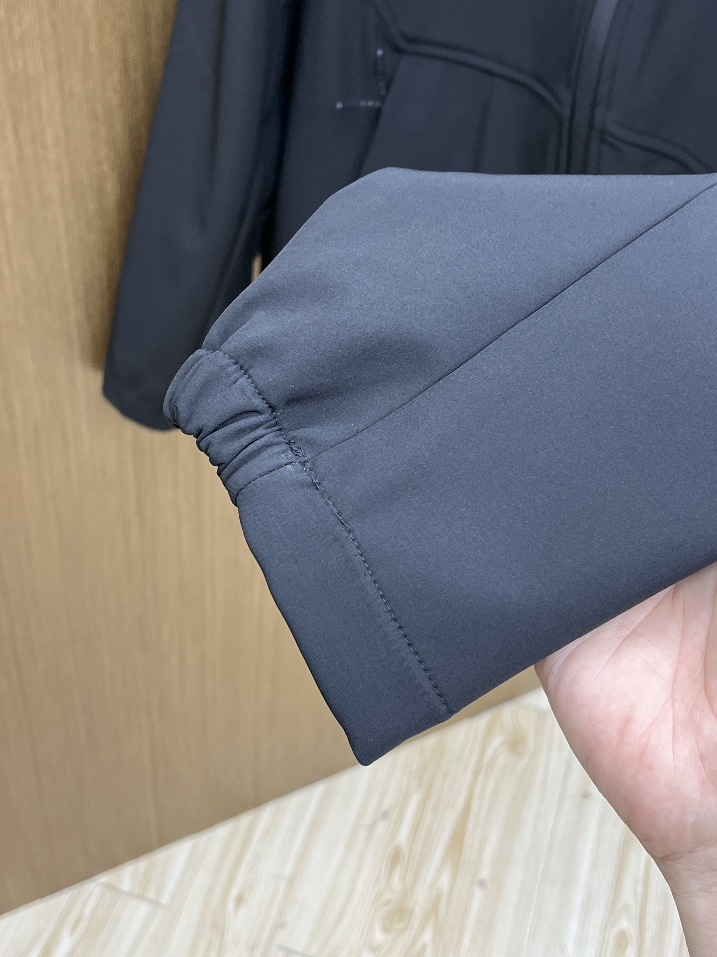 秋冬Arcteryx/始祖鸟 2025春秋新款软壳立领夹克冲锋衣外套这款GAMMALT夹克采用轻薄耐磨的