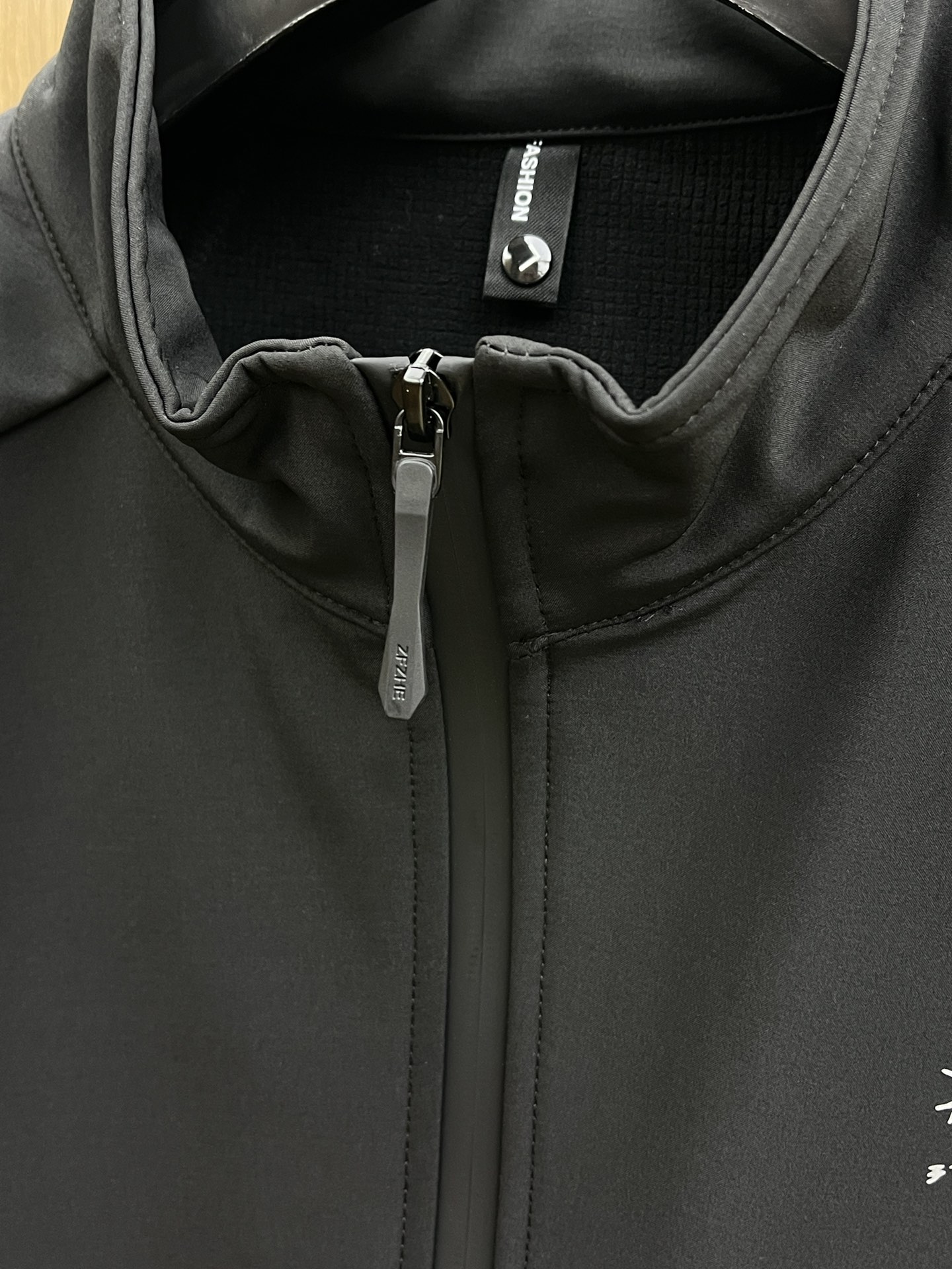 秋冬Arcteryx/始祖鸟 2025春秋新款软壳立领夹克冲锋衣外套这款GAMMALT夹克采用轻薄耐磨的