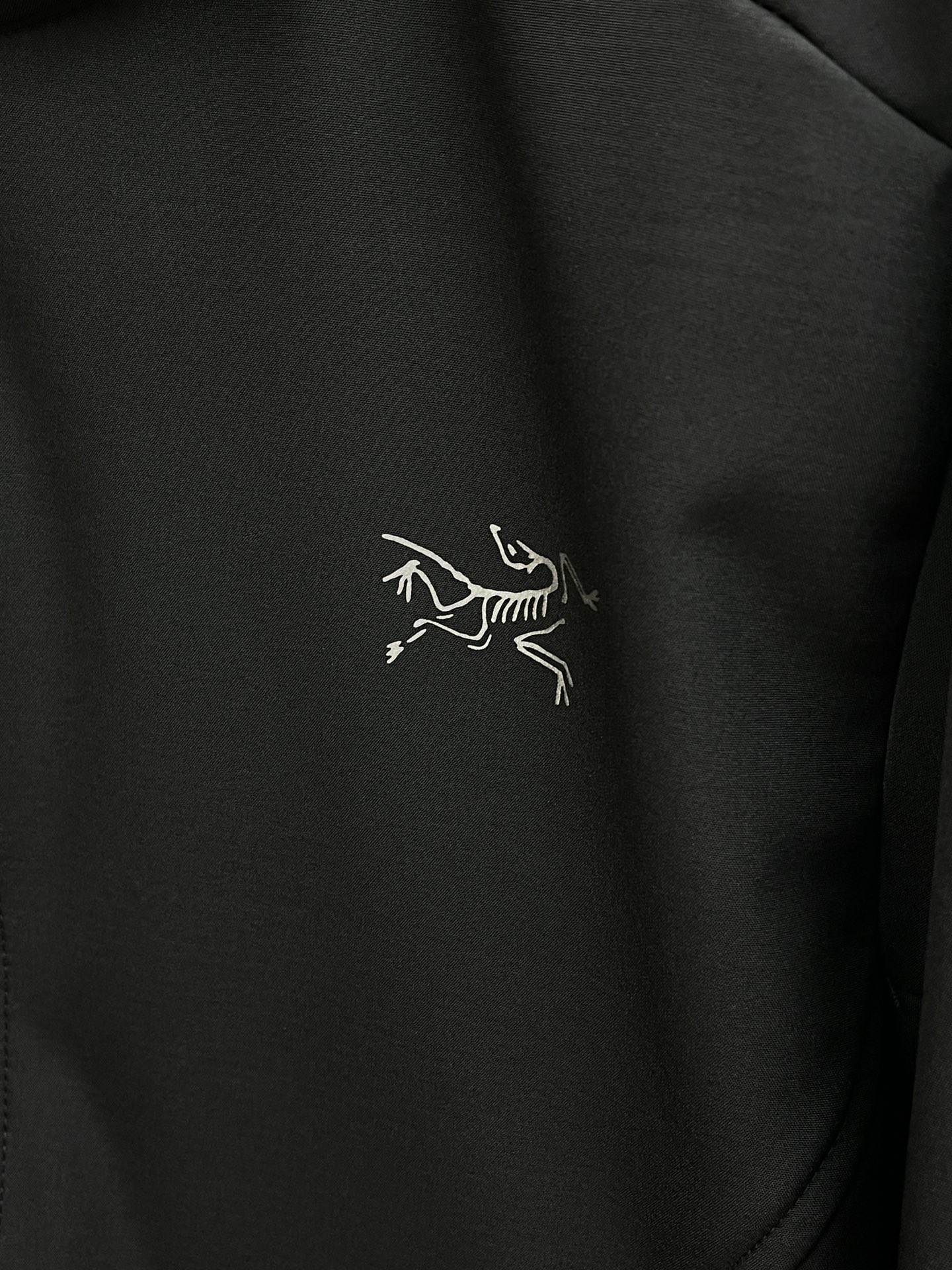 秋冬Arcteryx/始祖鸟 2025春秋新款软壳立领夹克冲锋衣外套这款GAMMALT夹克采用轻薄耐磨的