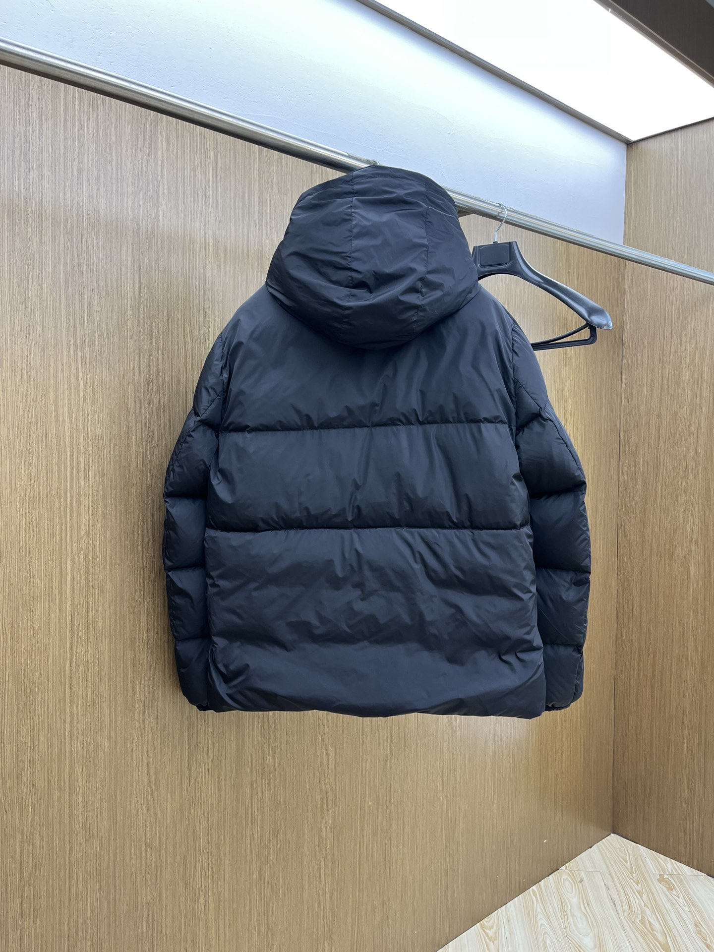 秋冬羽绒 Mon 🔥Gw经典款羽绒服外套黑标 秋冬爆款🆕羽绒服 原版订制五金配件全进口原版定制 欢迎对比