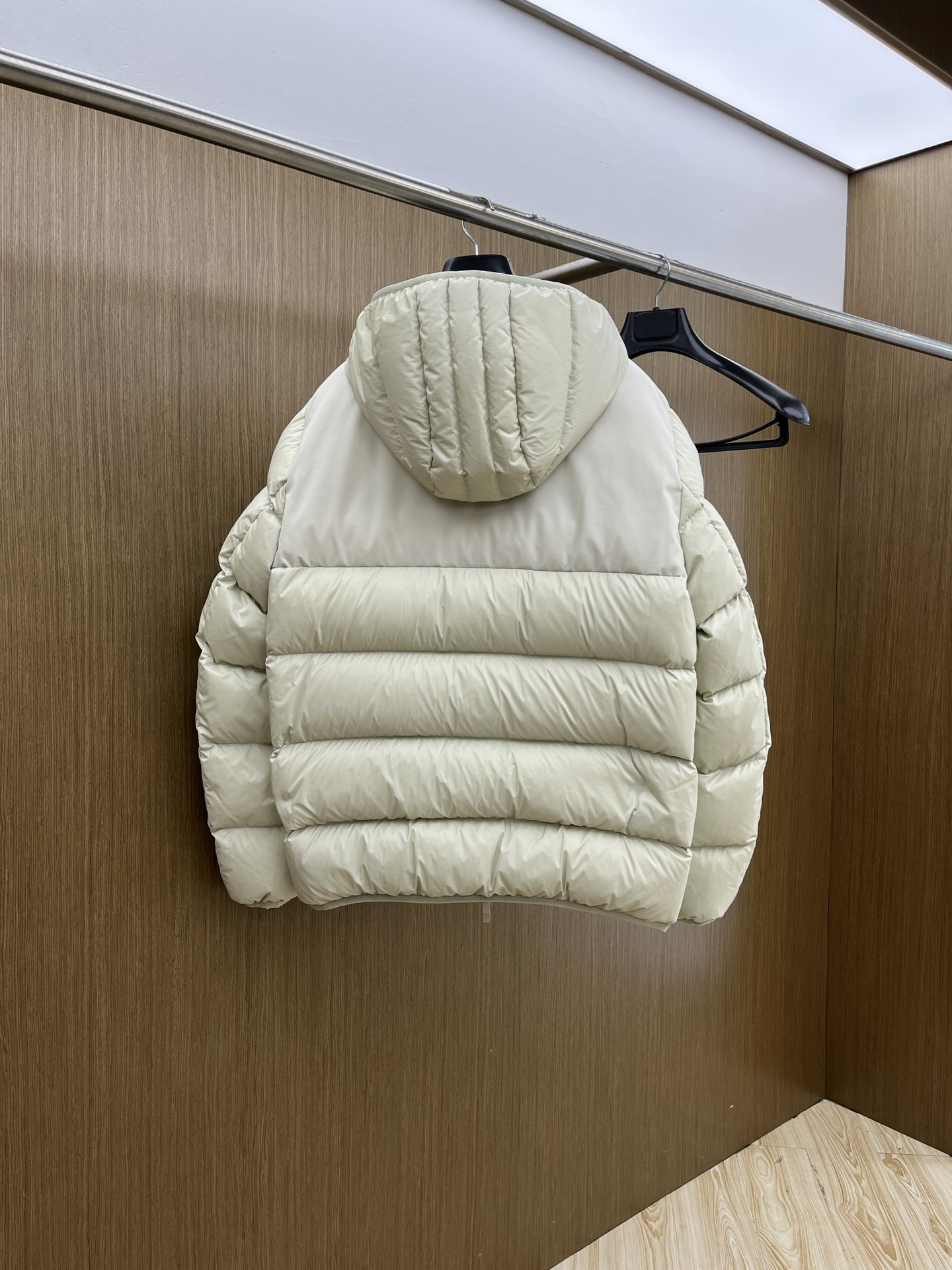 秋冬羽绒 Mon 🔥🔥羽绒服2025最新款时尚设计师款羽绒外套.（连帽不可拆卸）处处细节显工艺足够的高级