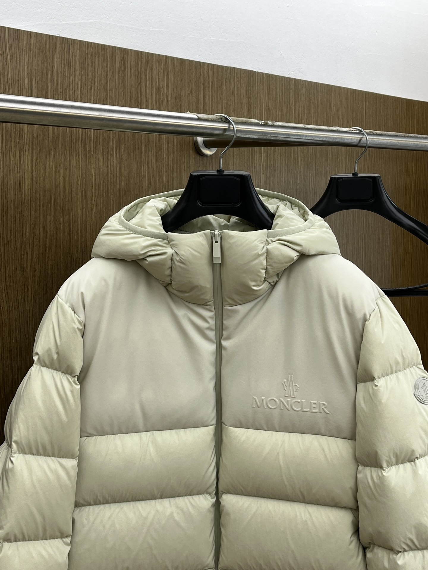 秋冬羽绒 Mon 🔥🔥羽绒服2025最新款时尚设计师款羽绒外套.（连帽不可拆卸）处处细节显工艺足够的高级