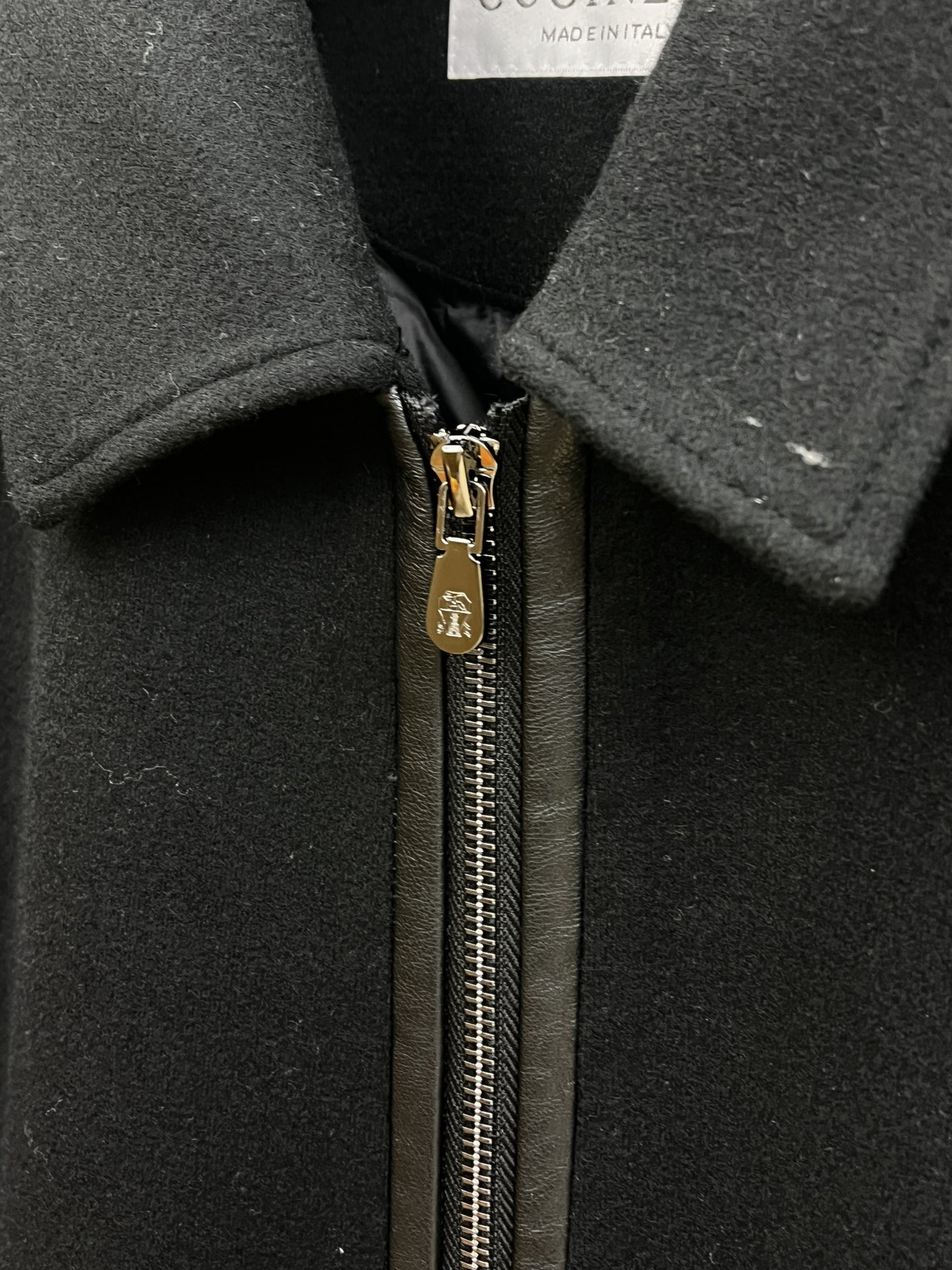 秋冬羽绒 BC🔥秋冬时尚翻领外套羽绒内冲100g-90白鸭绒，轻薄有型，上身不臃肿，颇具意大利典型风格的