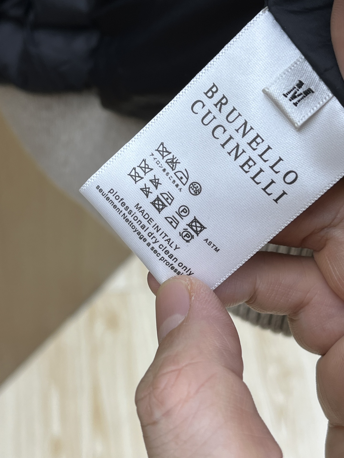 秋冬羽绒 BC🔥秋冬时尚翻领外套羽绒内冲100g-90白鸭绒，轻薄有型，上身不臃肿，颇具意大利典型风格的