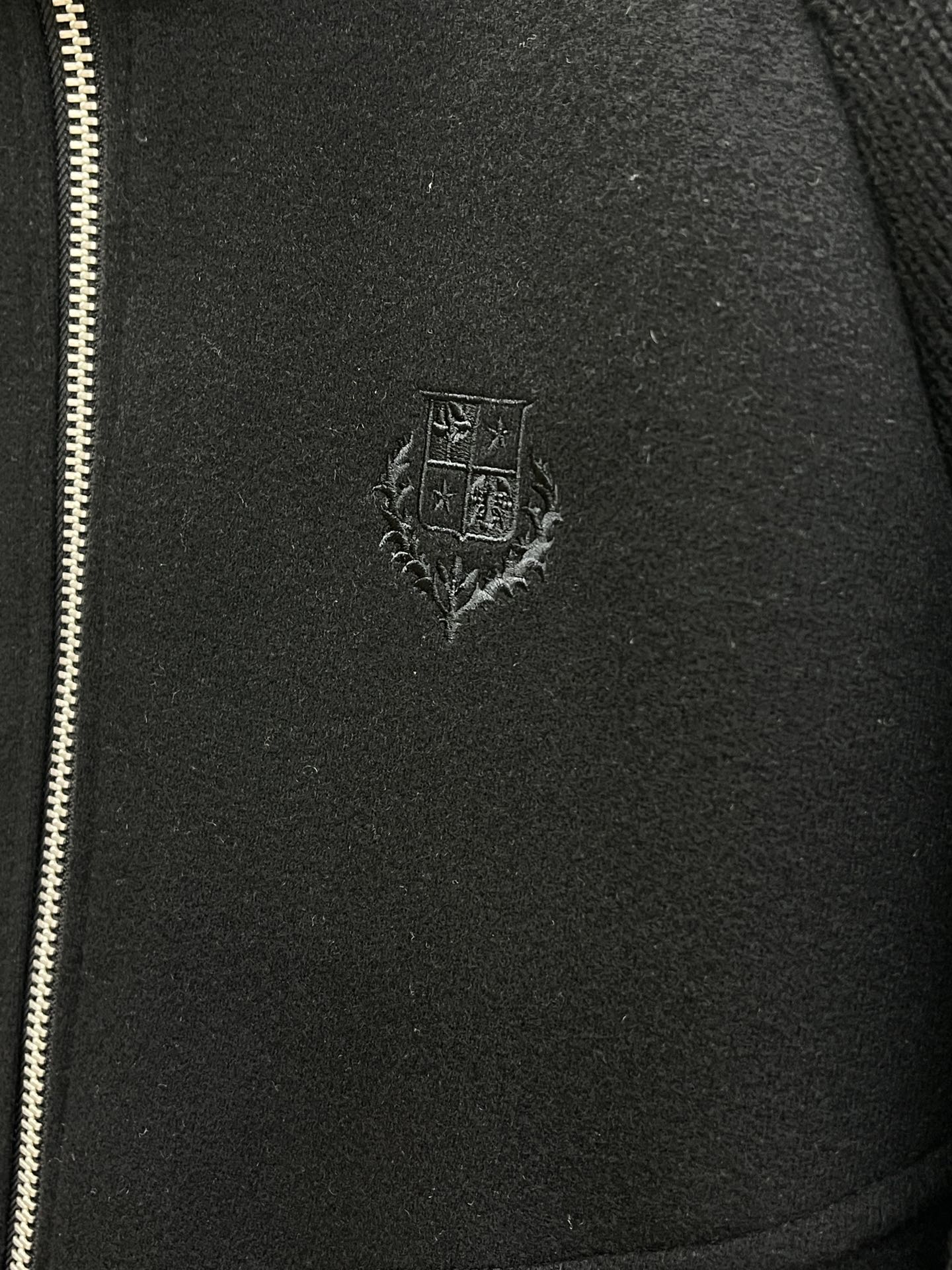 秋冬羽绒 lp🆕 🔥秋冬时尚翻领外套羽绒内冲100g-90白鸭绒，轻薄有型，上身不臃肿，颇具意大利典型风