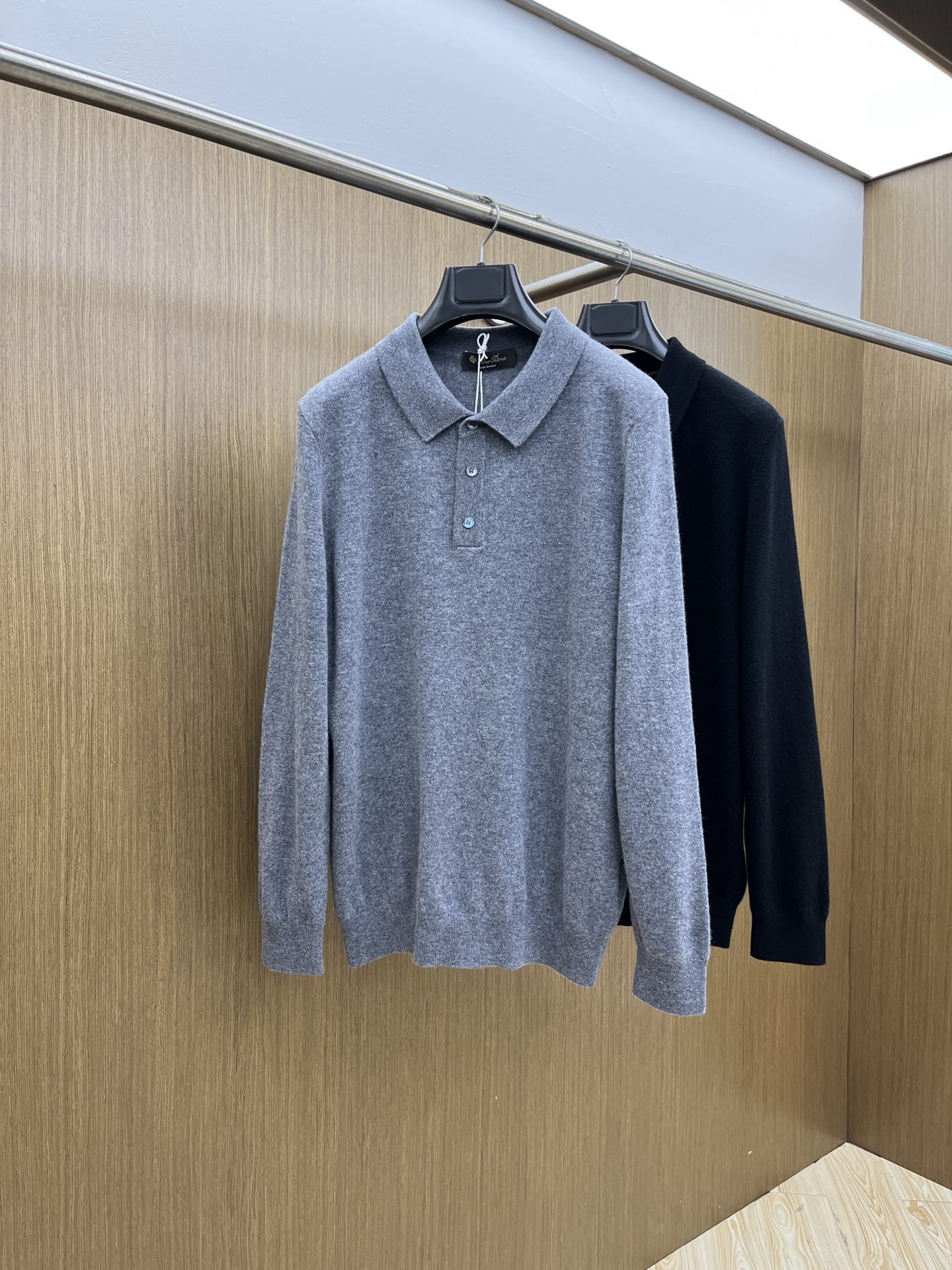 秋冬 lP🆕 采用羊绒羊毛混纺纱线，保暖性佳，蓬松柔软，加倍呵护肌肤，给你轻如无物的穿着感体验。高品质天