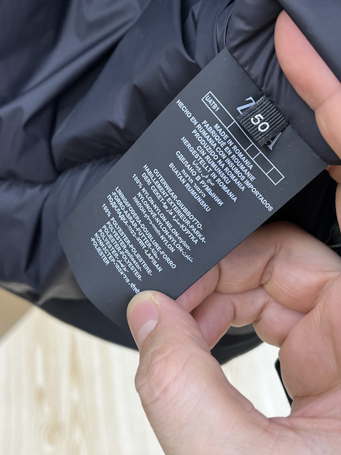 秋冬羽绒 羽绒 ZEGNA 25秋冬新款羽绒外套 ZEGNA这款外套的面料选用品牌标志性的高端功能性面料